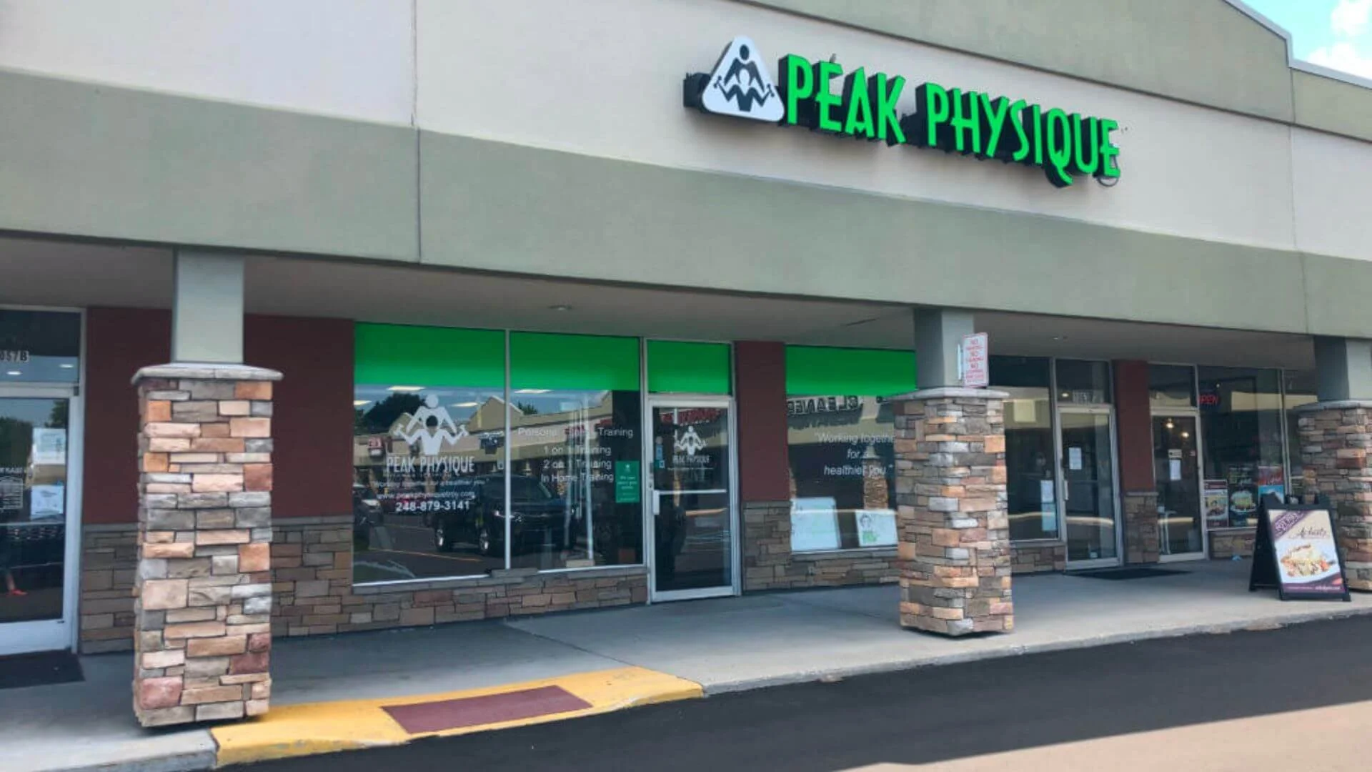 front of peak physique, personal training studio in troy michigan
