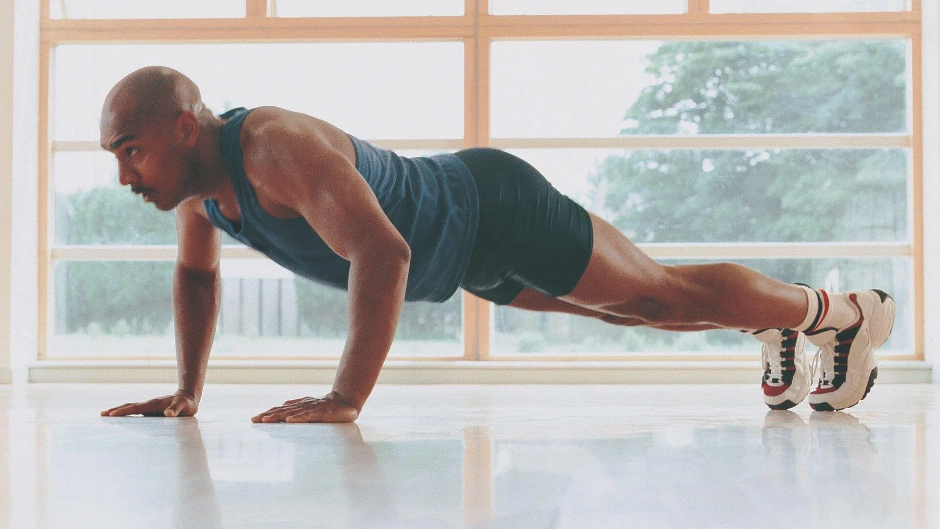 man doing Upper Body Bodyweight Exercises