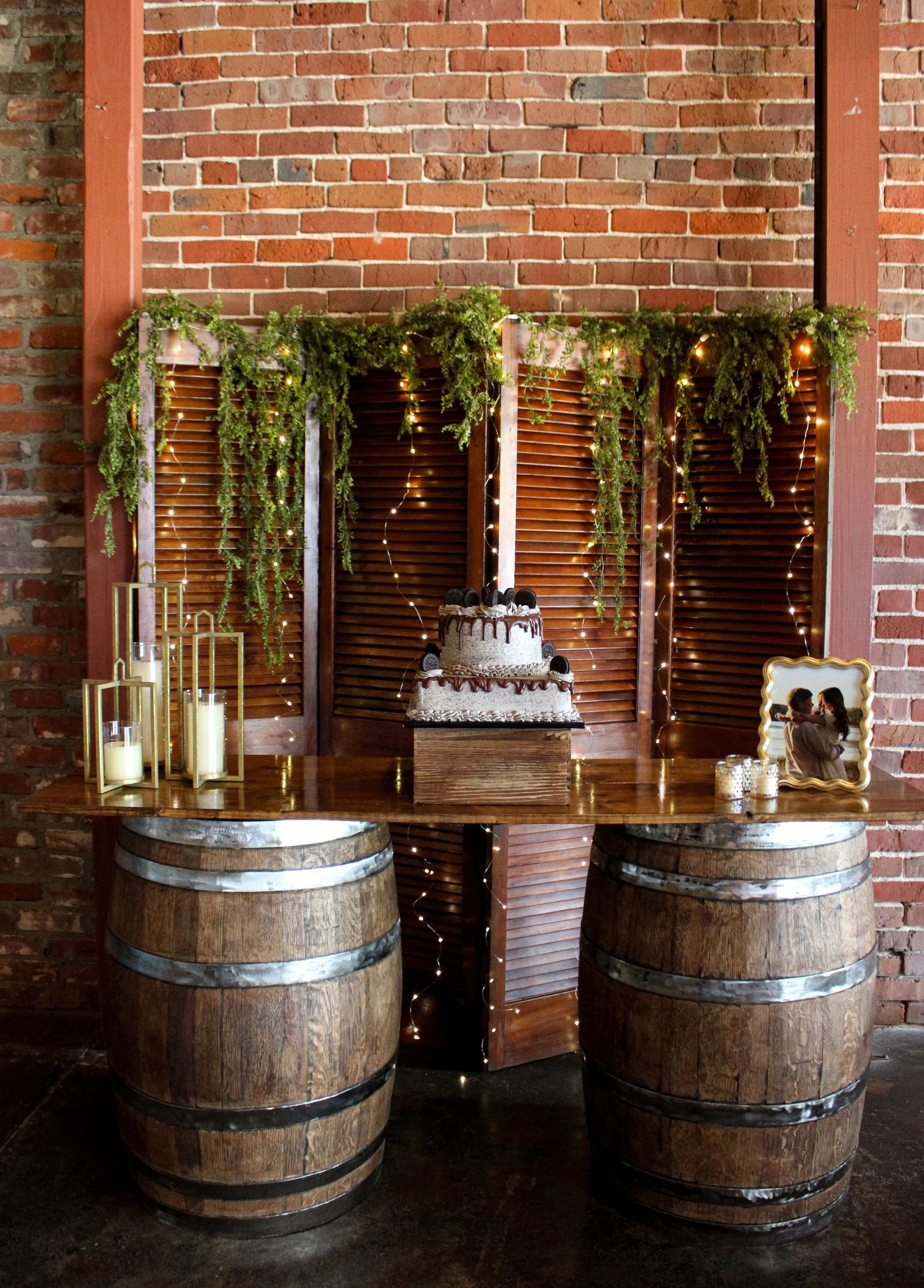 Rustic Whiskey Barrel Display Set