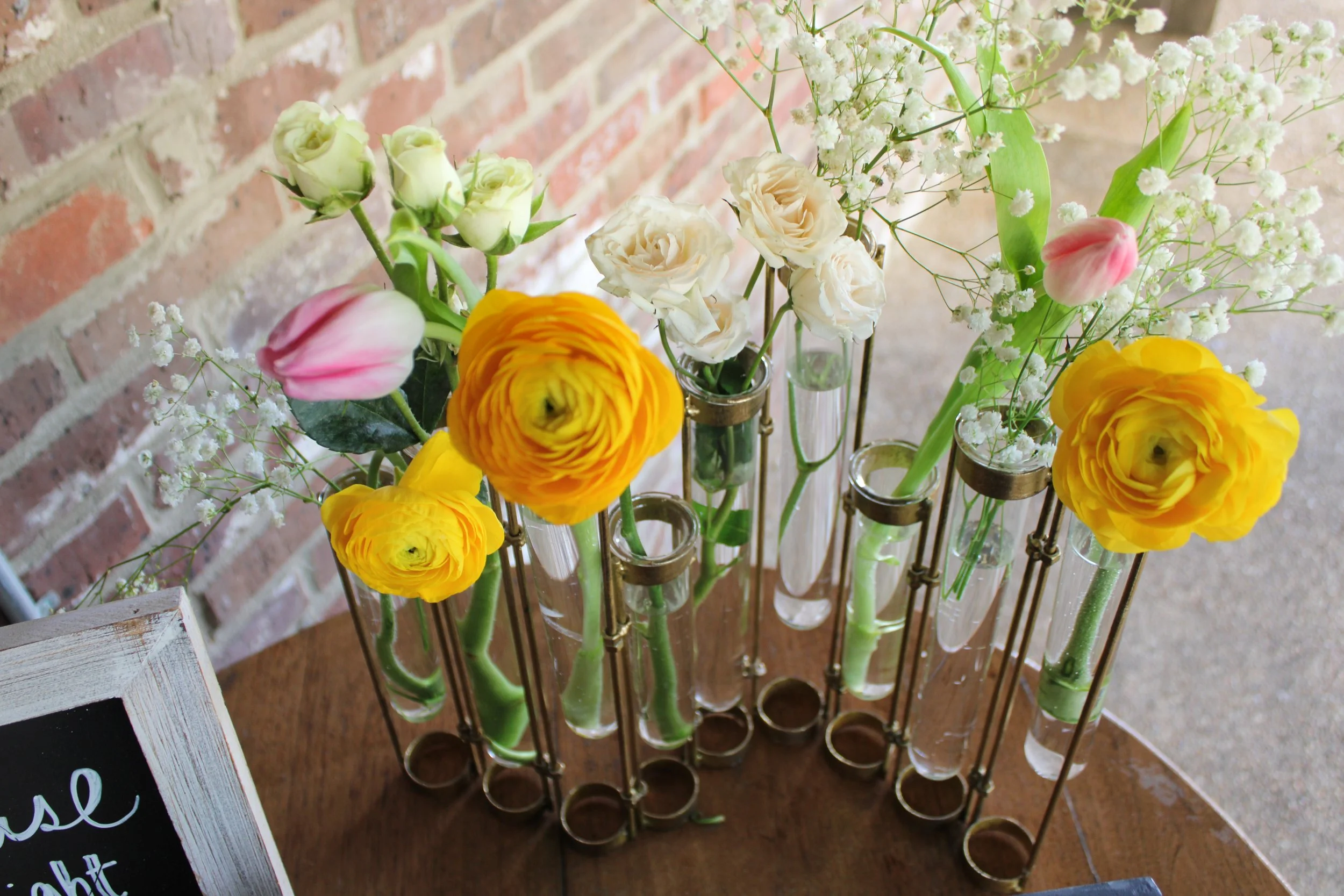 Gold Tube Floral Centerpiece Stand