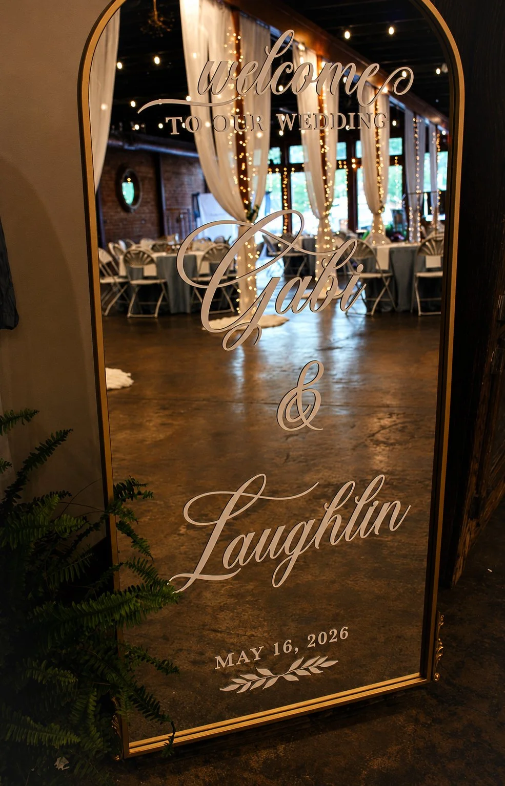 Gold Arched Wedding Welcome Mirror Sign