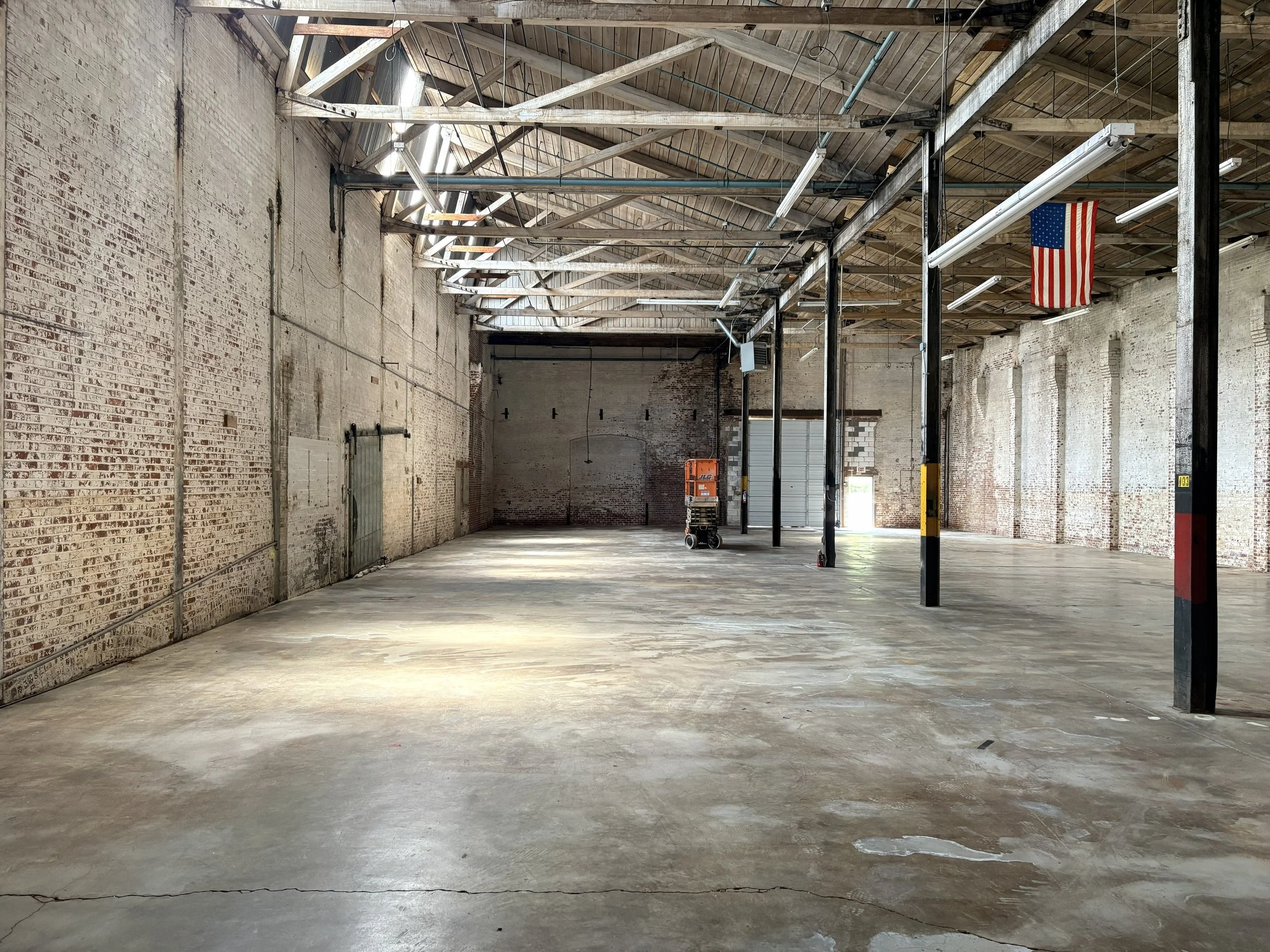 Single Space Collector Car Storage - Monthly
