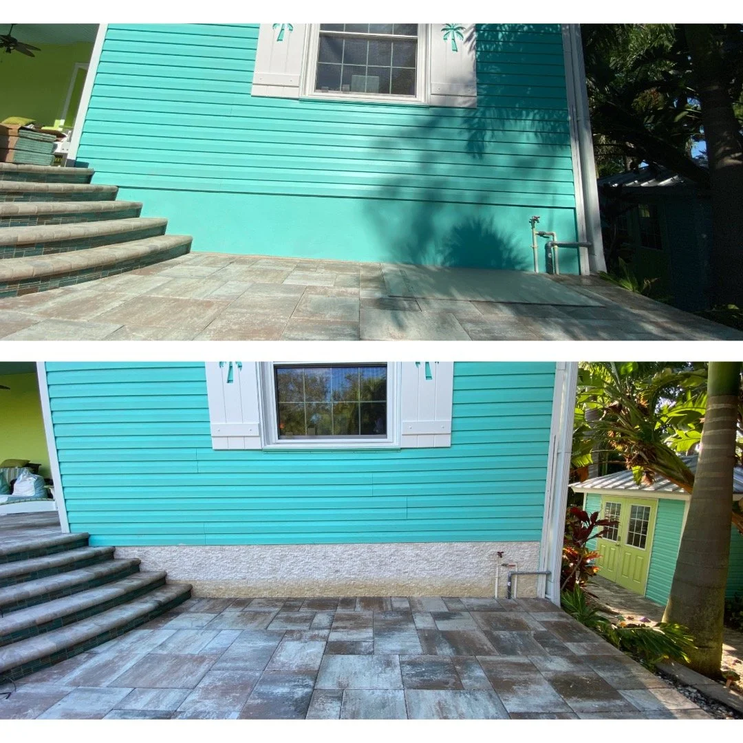 Vinyl siding upgraded on exterior wall around backyard patio area in Clearwater.