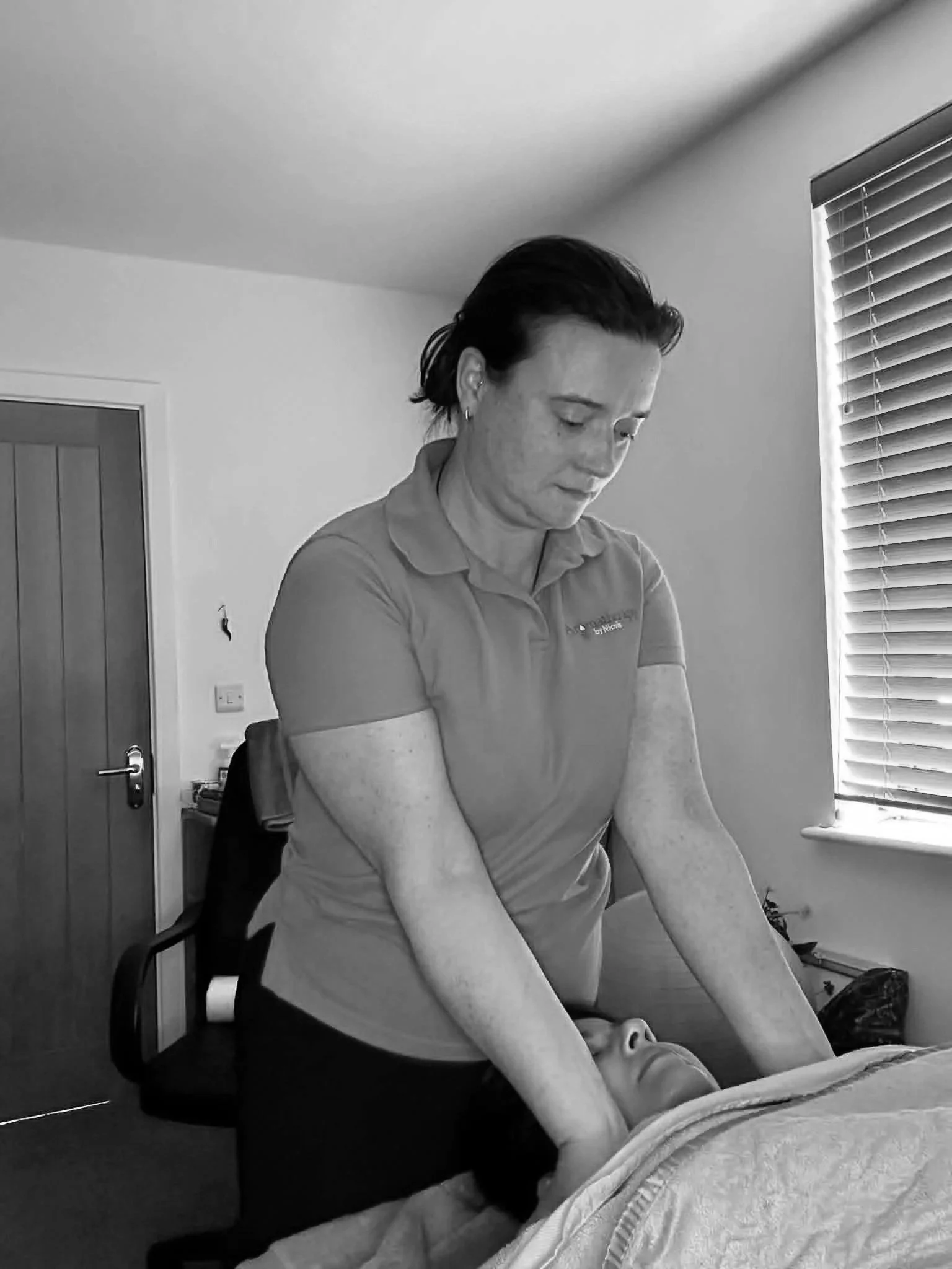 Indian Head Massage treatments in Warwickshire - Root & Rise