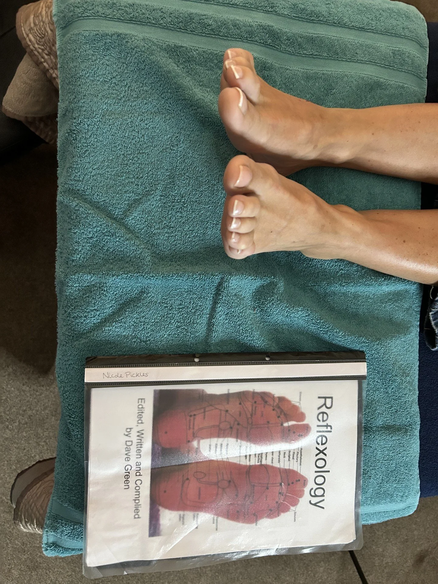 Foot reflexology session in Warwickshire - Root & Rise