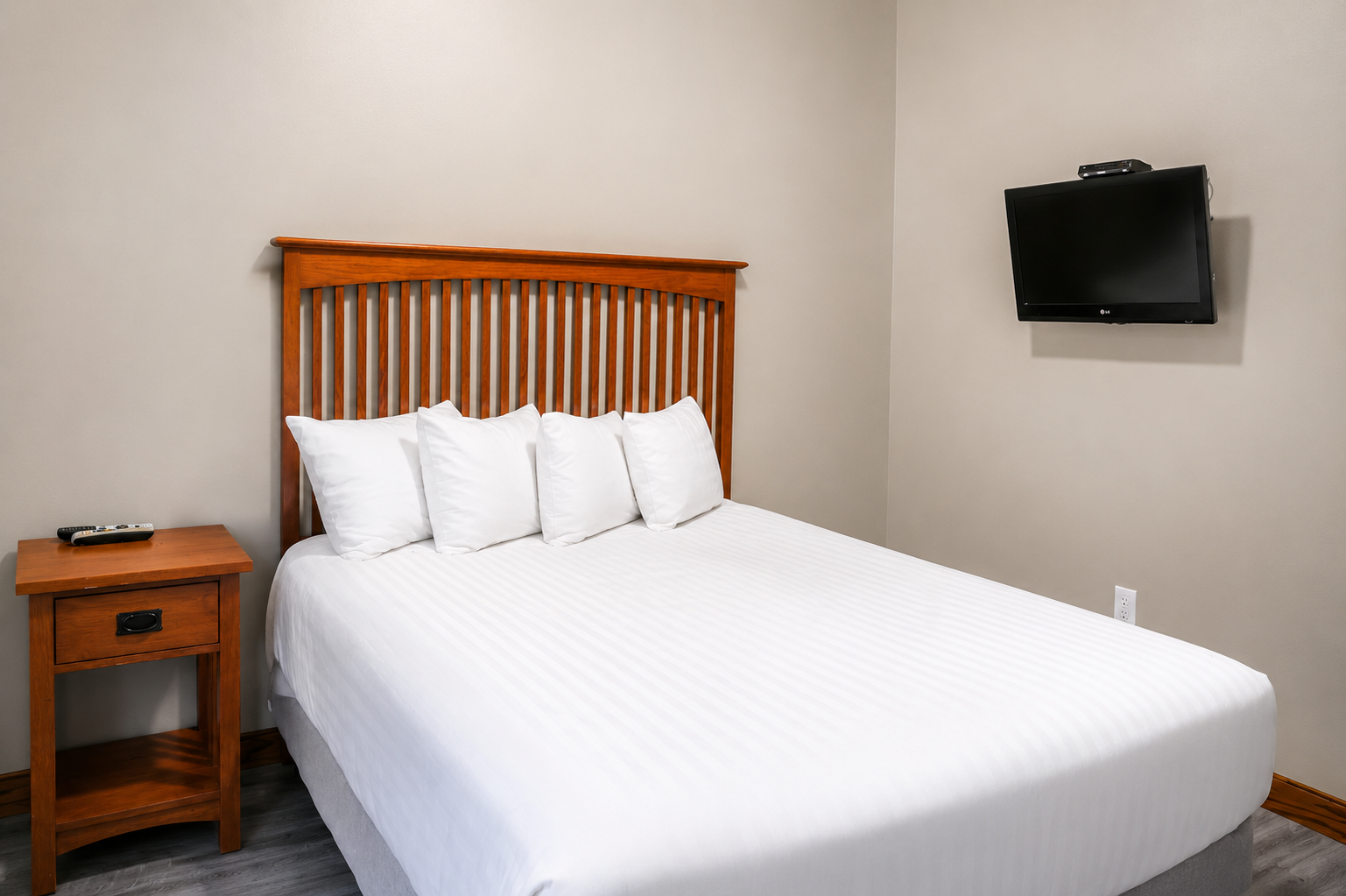 twin bed cabin.png