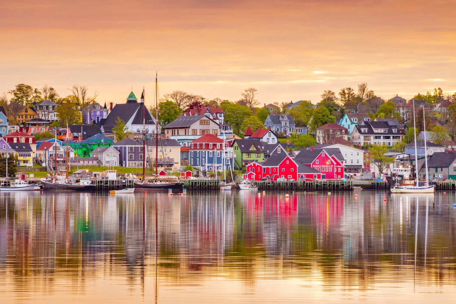 Acadia Adventure | Atlantic Canada Road Trip
Limited Time Offer – Book now and receive 15% off select rod trip packages (up to $2,000 per couple) 8 Days / 7 Nights Halifax to Halifax Enjoy a leisurely Atlantic Canada road trip around Nova Scotia and 