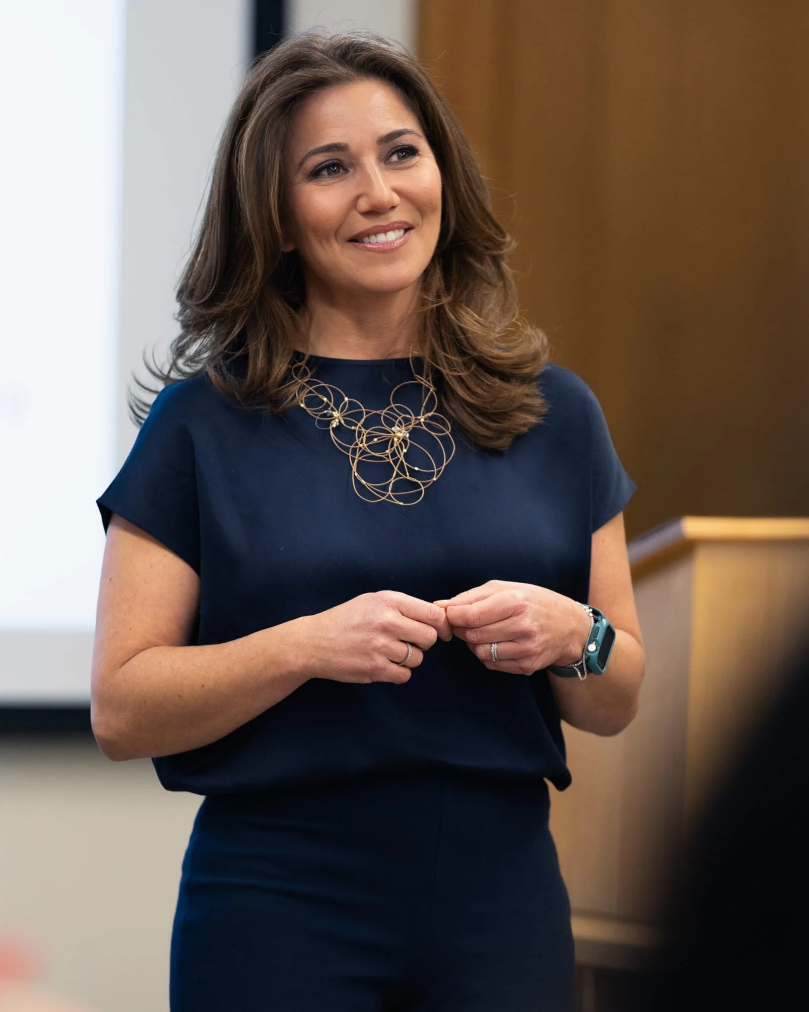 Image of Professor Betsy A. Miller teaching her polarities class at Harvard Law School