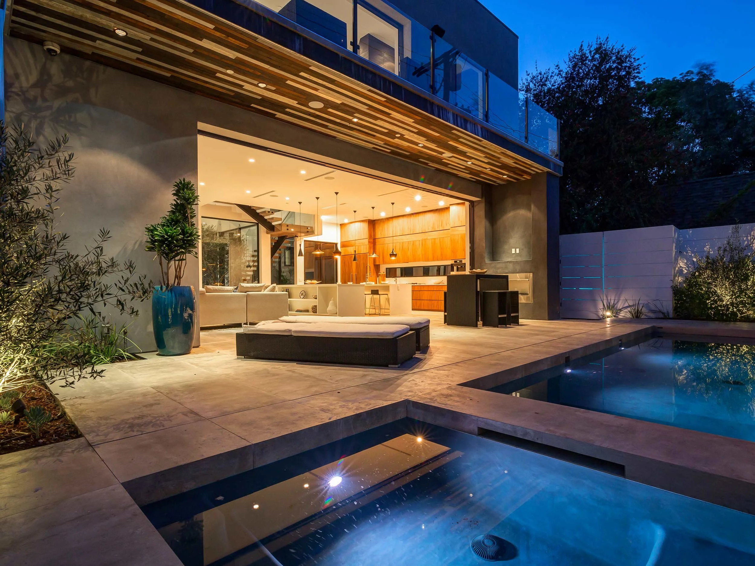 Mansfield West Hollywood