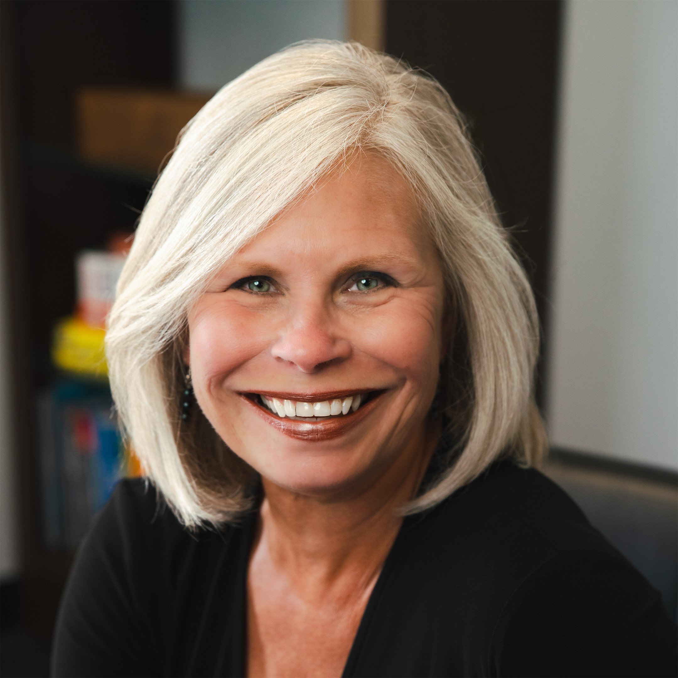 Colleen Riley Headshot