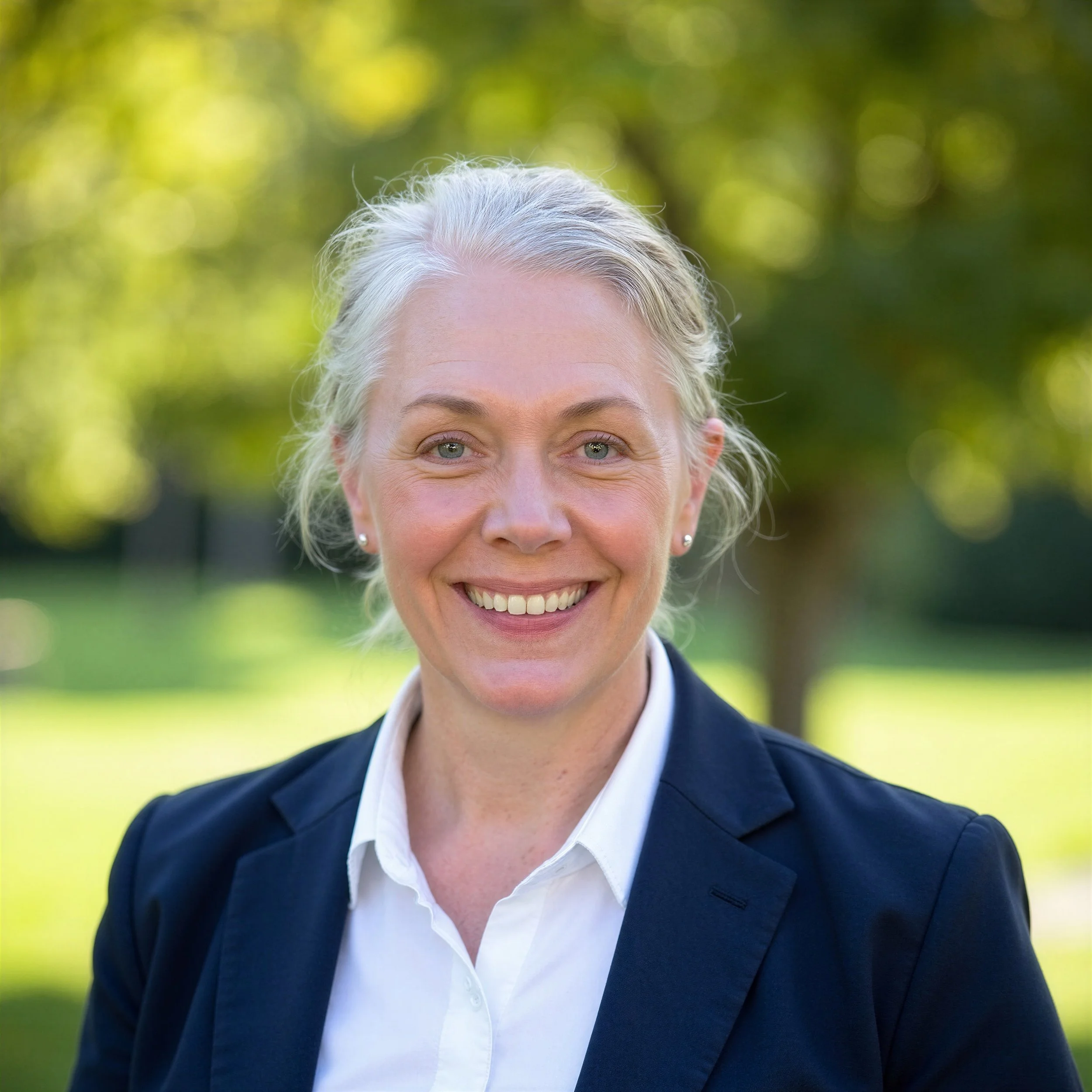 Headshot of Heather Burnett