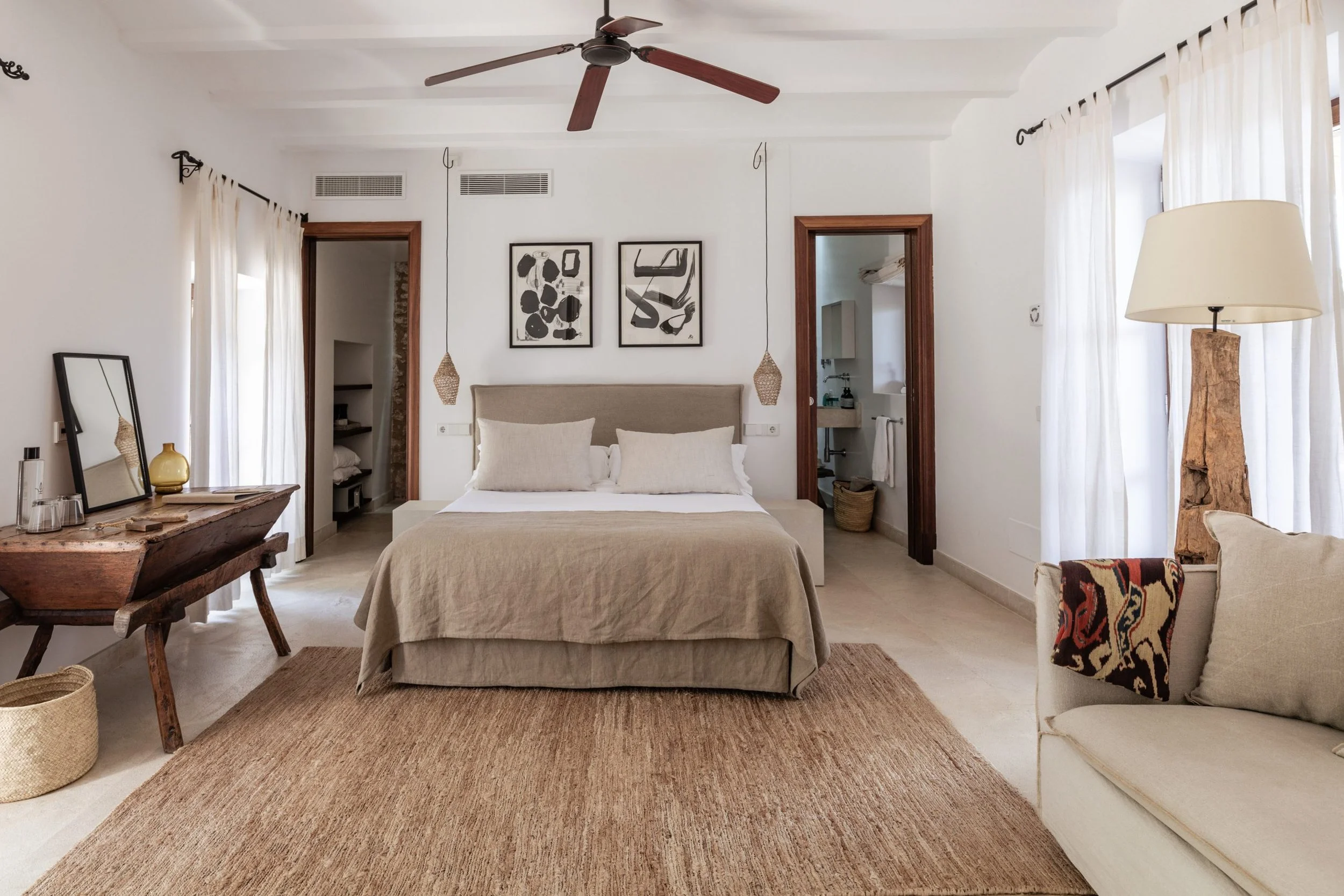 Single Room -  €1,895