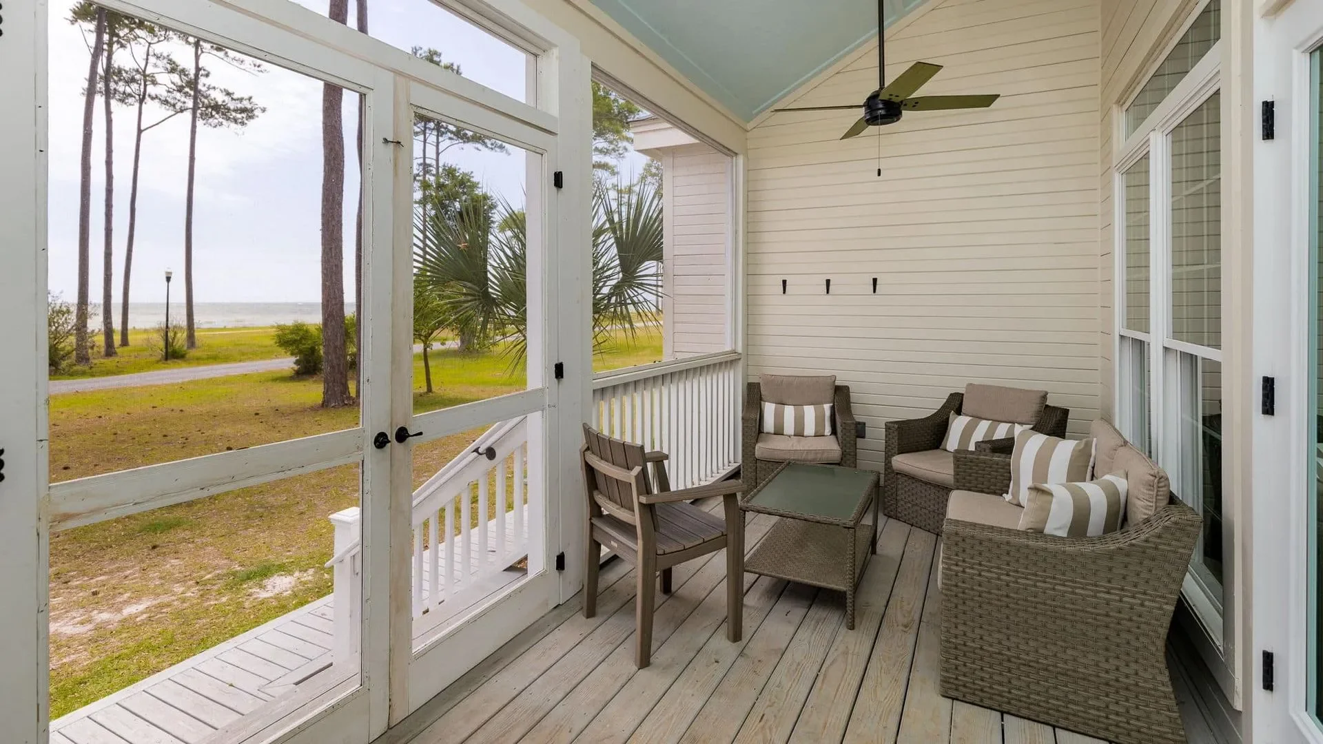28-web-or-mls-94-Avenue-of-the-Oaks-Exteriors-1-1920w.webp