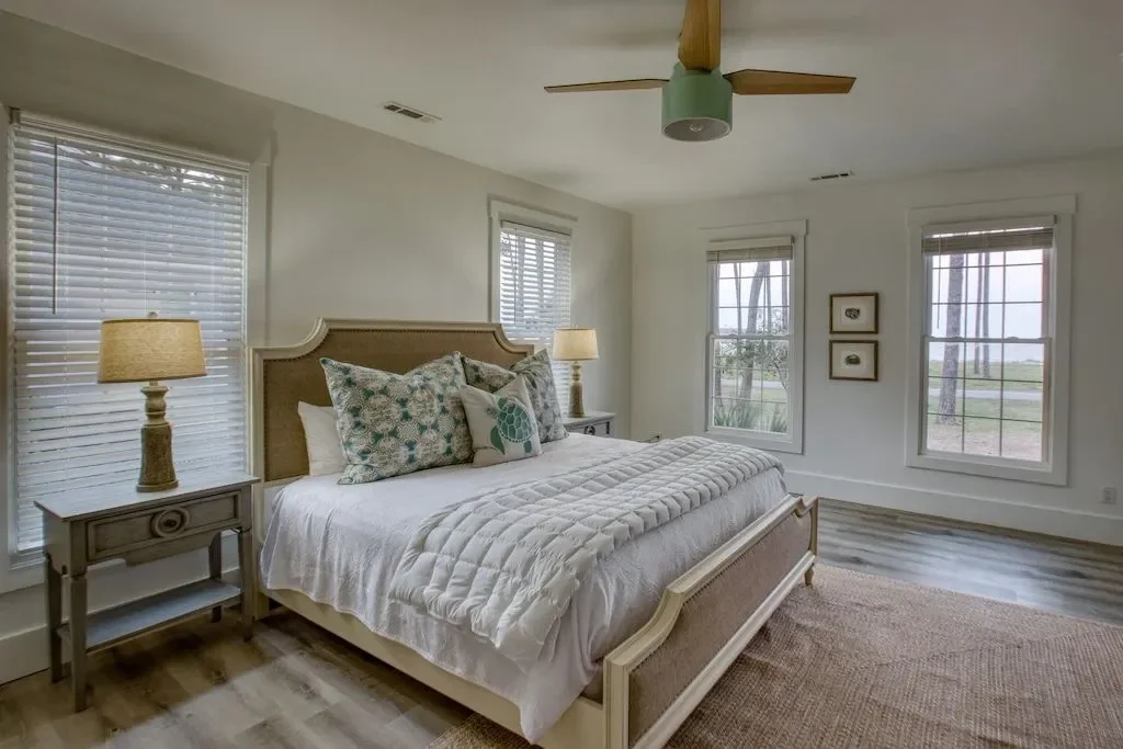 water-oak-12-1920w.webp