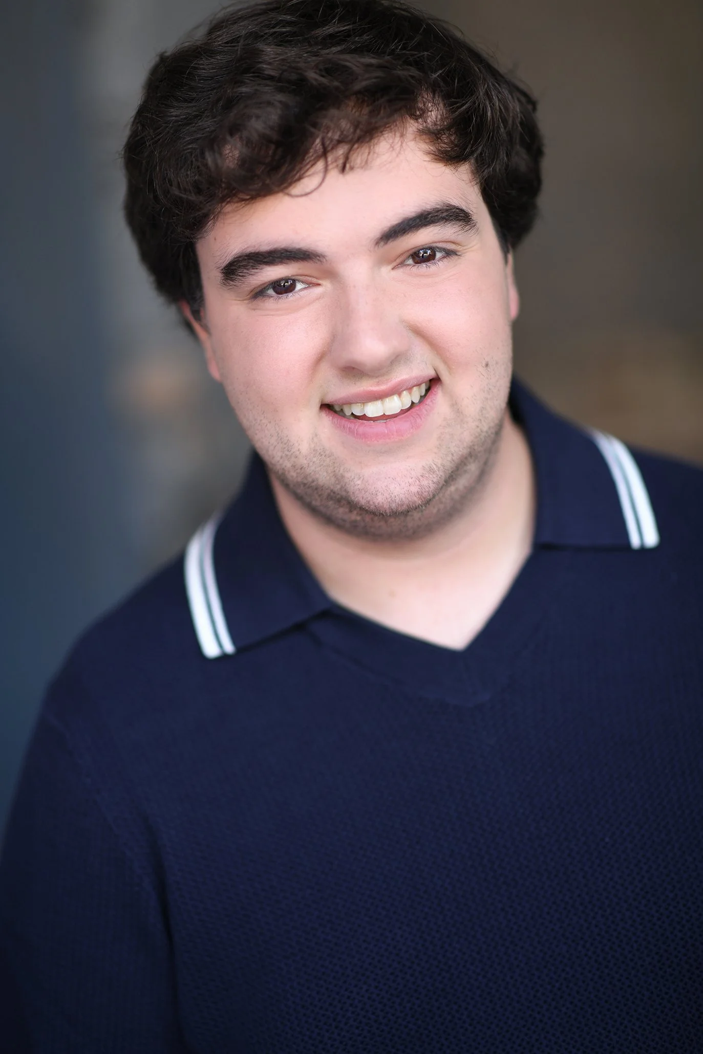 Emet Mandell - Headshot.jpg