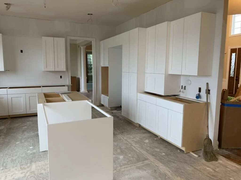 5 Reasons to Hire a Professional Contractor