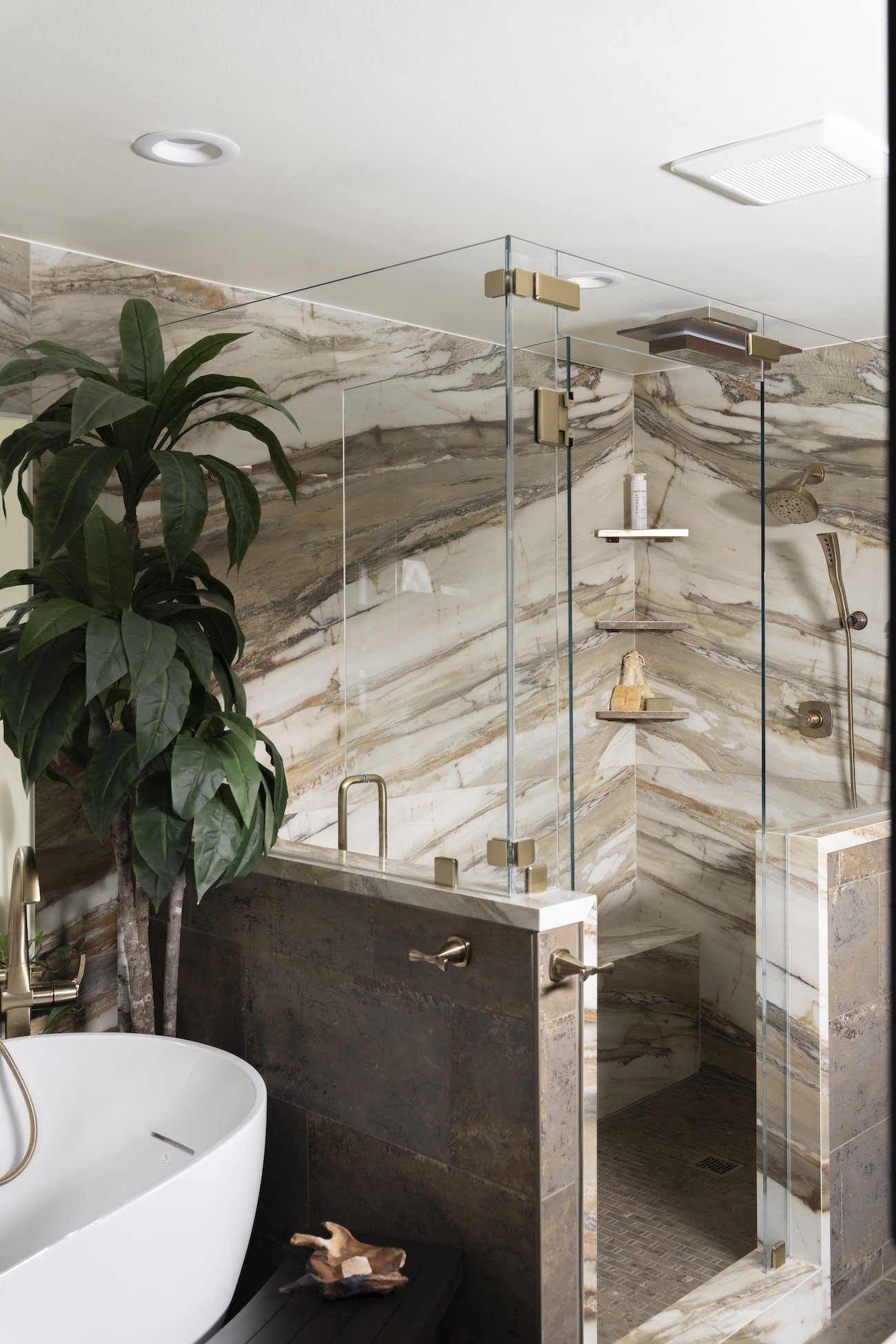 2025_11_FarmingtonHills_Bathroom2_JHP02907_HighRes.JPG