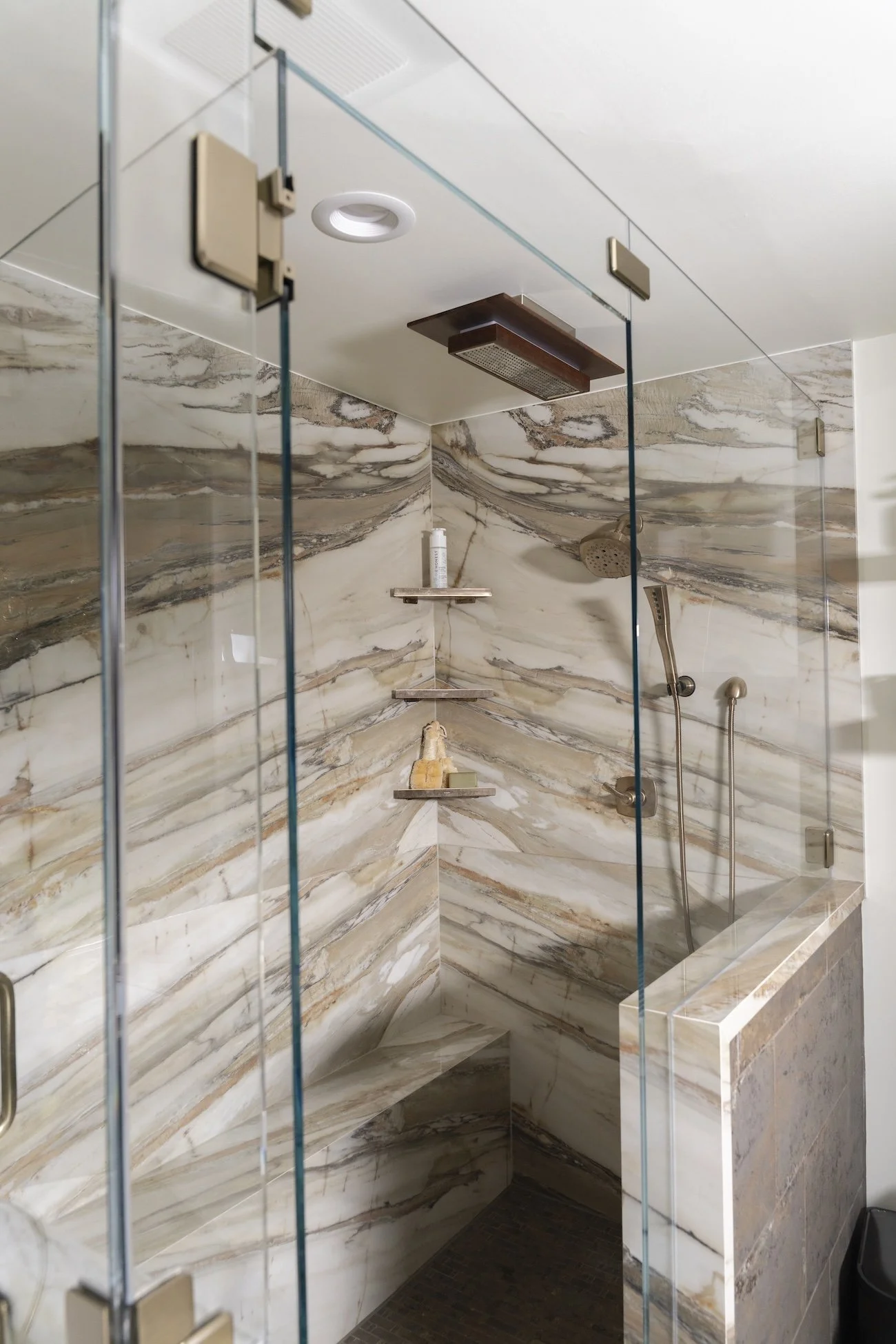 2025_11_FarmingtonHills_Bathroom2_JHP02899_HighRes.JPG