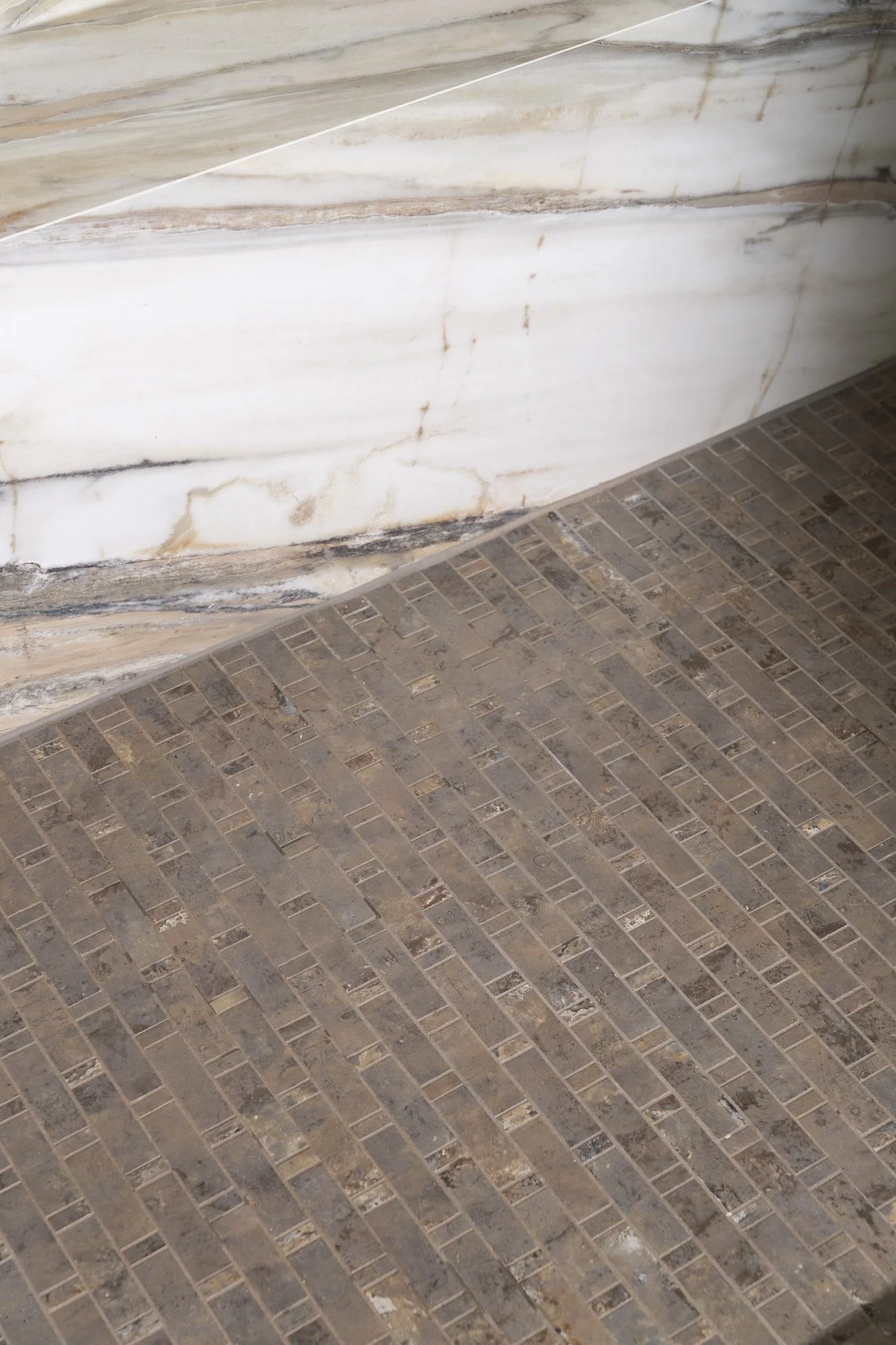 2025_11_FarmingtonHills_Bathroom2_JHP02916_HighRes.JPG