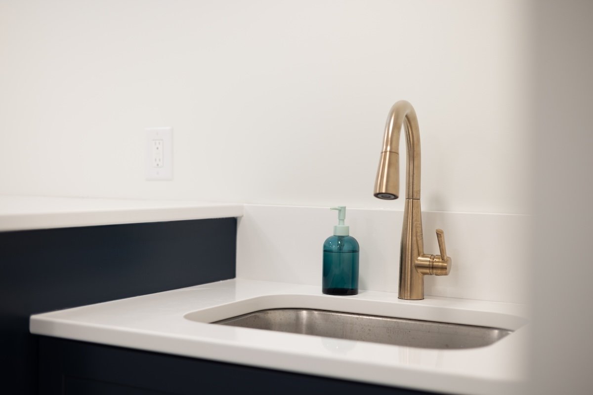 801 Hewett Dr (18 of 25).jpg