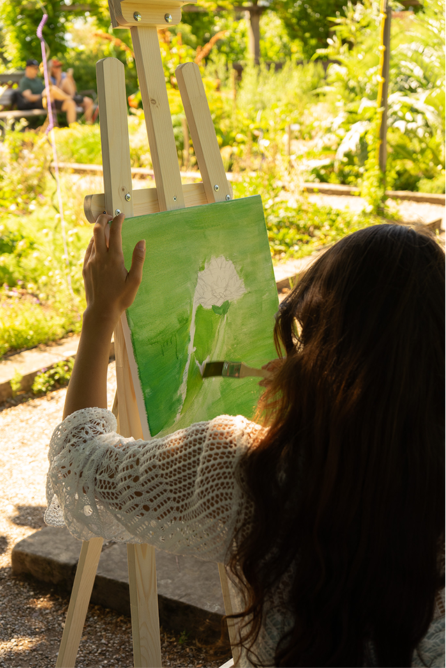 Paint a flower at the Botanical Garden