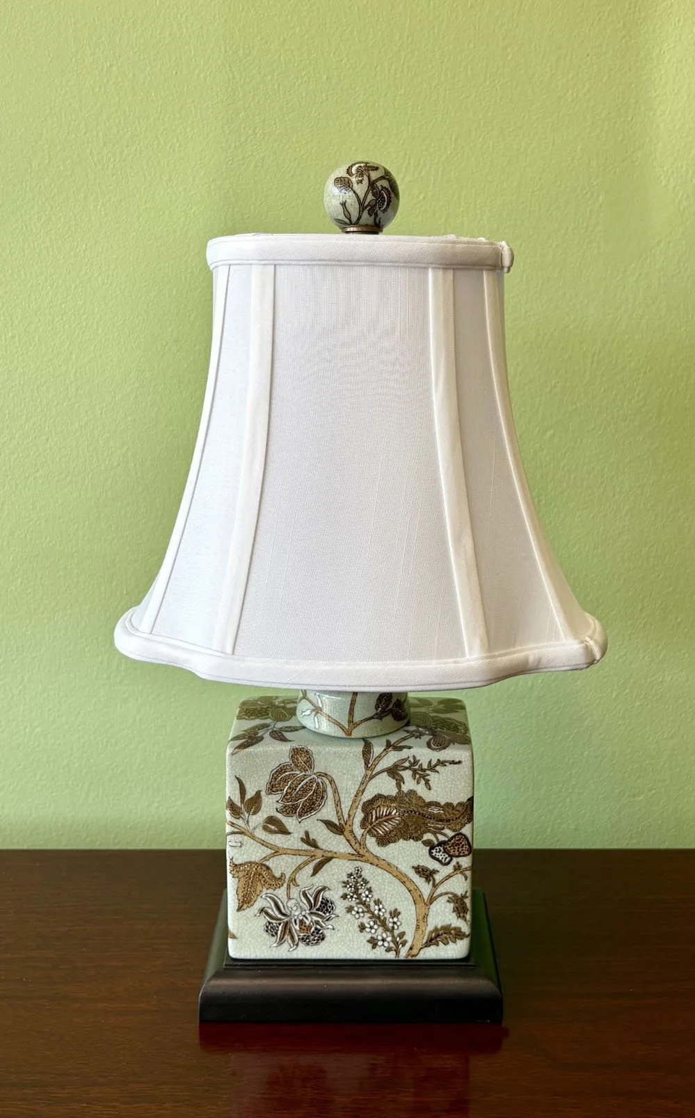 Small Alder Branch Lamp