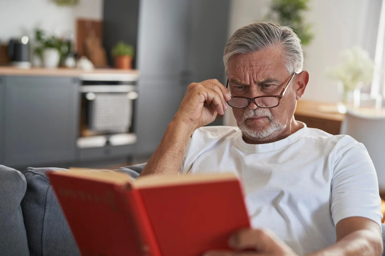 Living With Dyslexia as an Adult: Challenges, Strengths, and Support