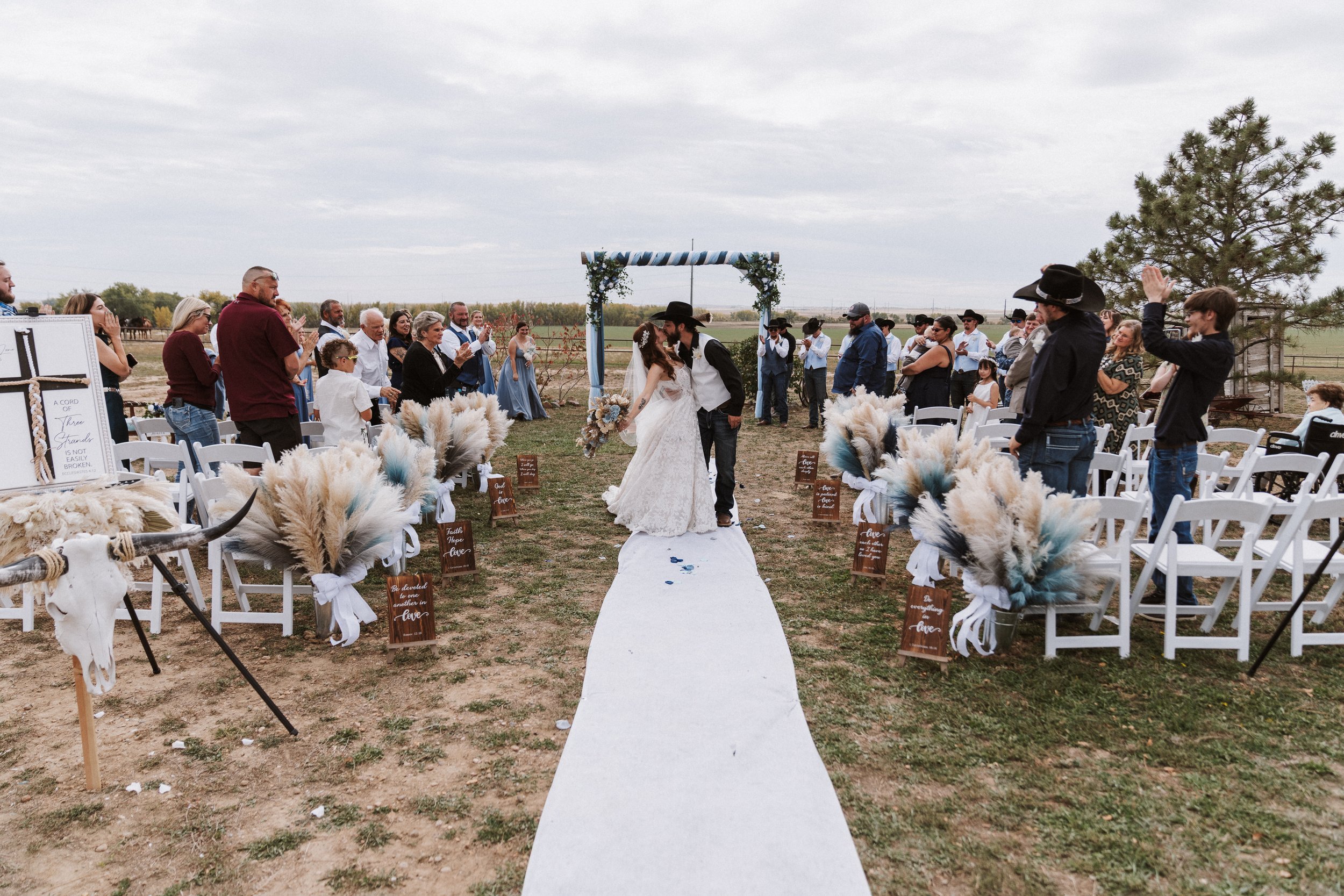 Northeastern Colorado Barn Wedding-15.jpg