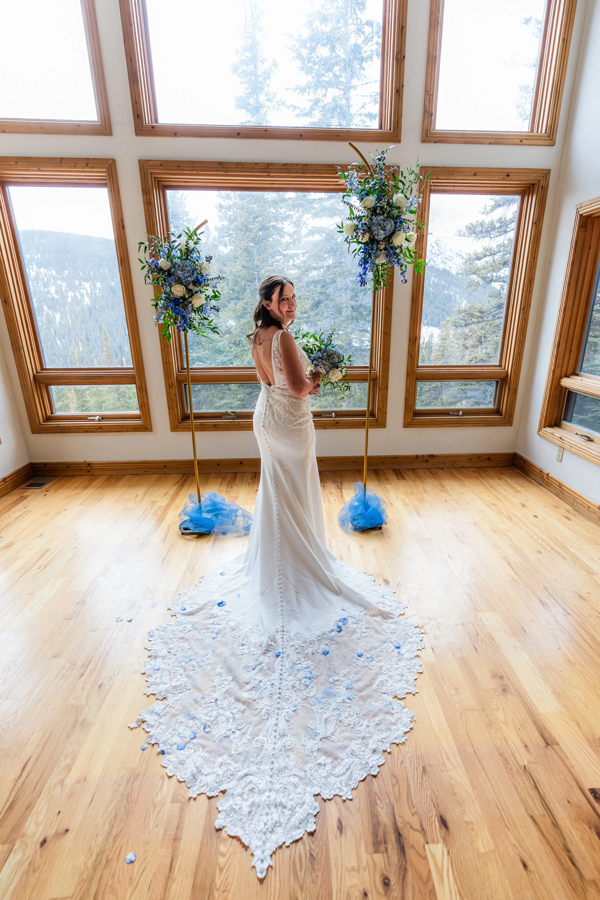 Wedding Photo Daybreak Wedding-15.jpg