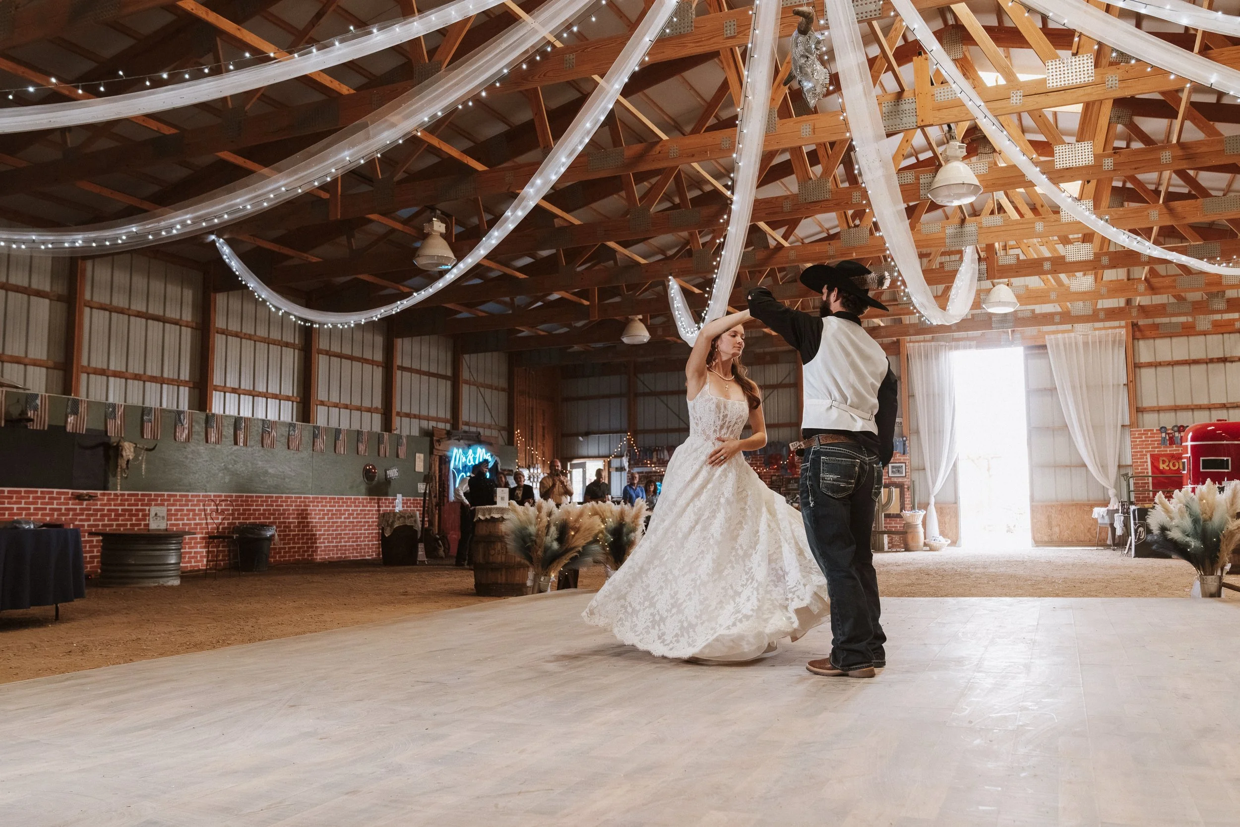 Wedding Photo Daybreak Wedding-7.jpg