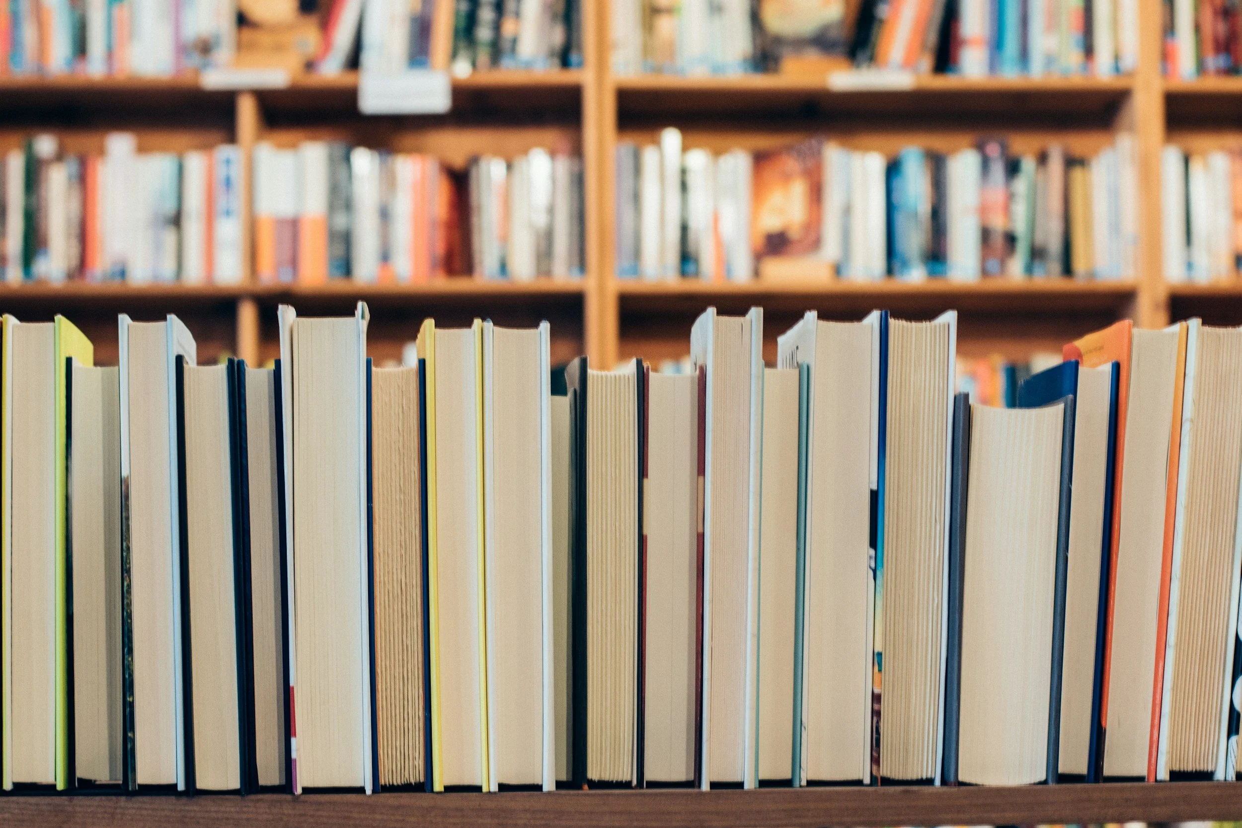 Therapist “Book Club”: Recommended Reads for New + Expectant Parents