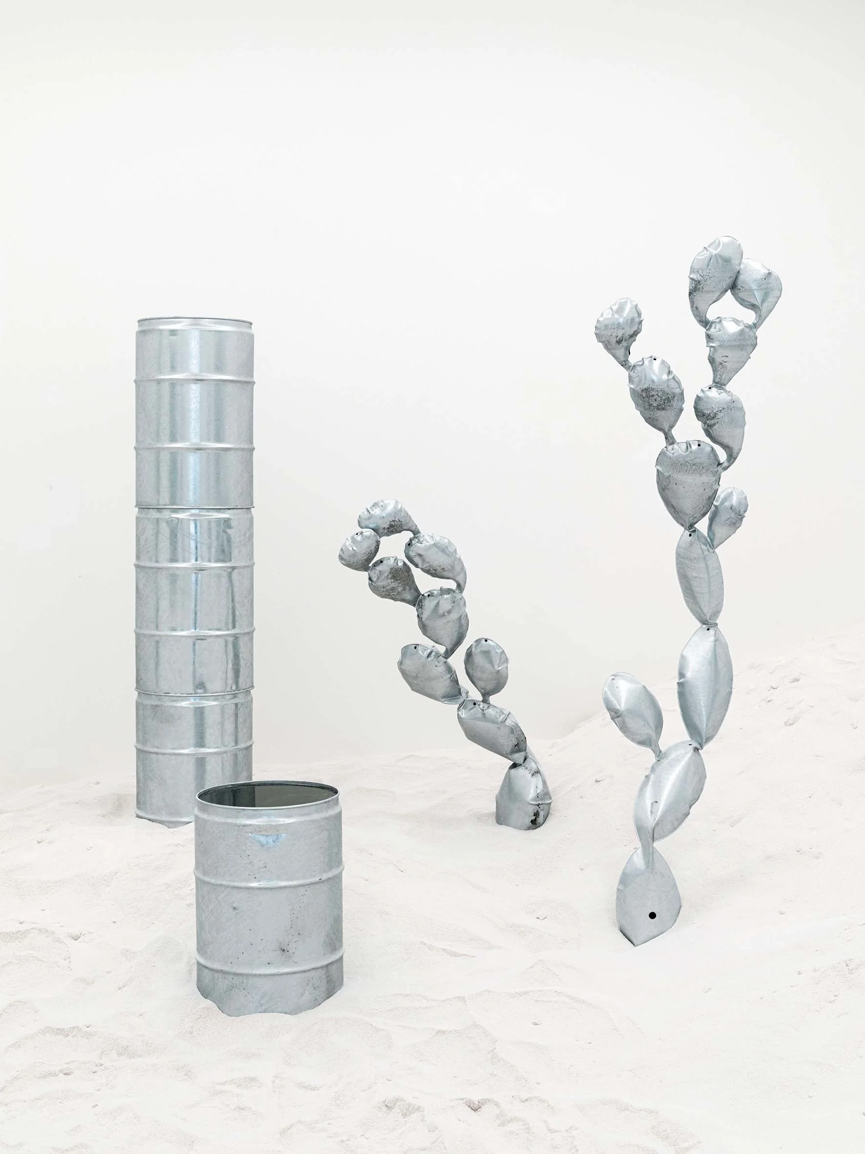 Stefan Knauf, Birds don't cry, Installation View, Robert Grunenberg, Berlin, 2022