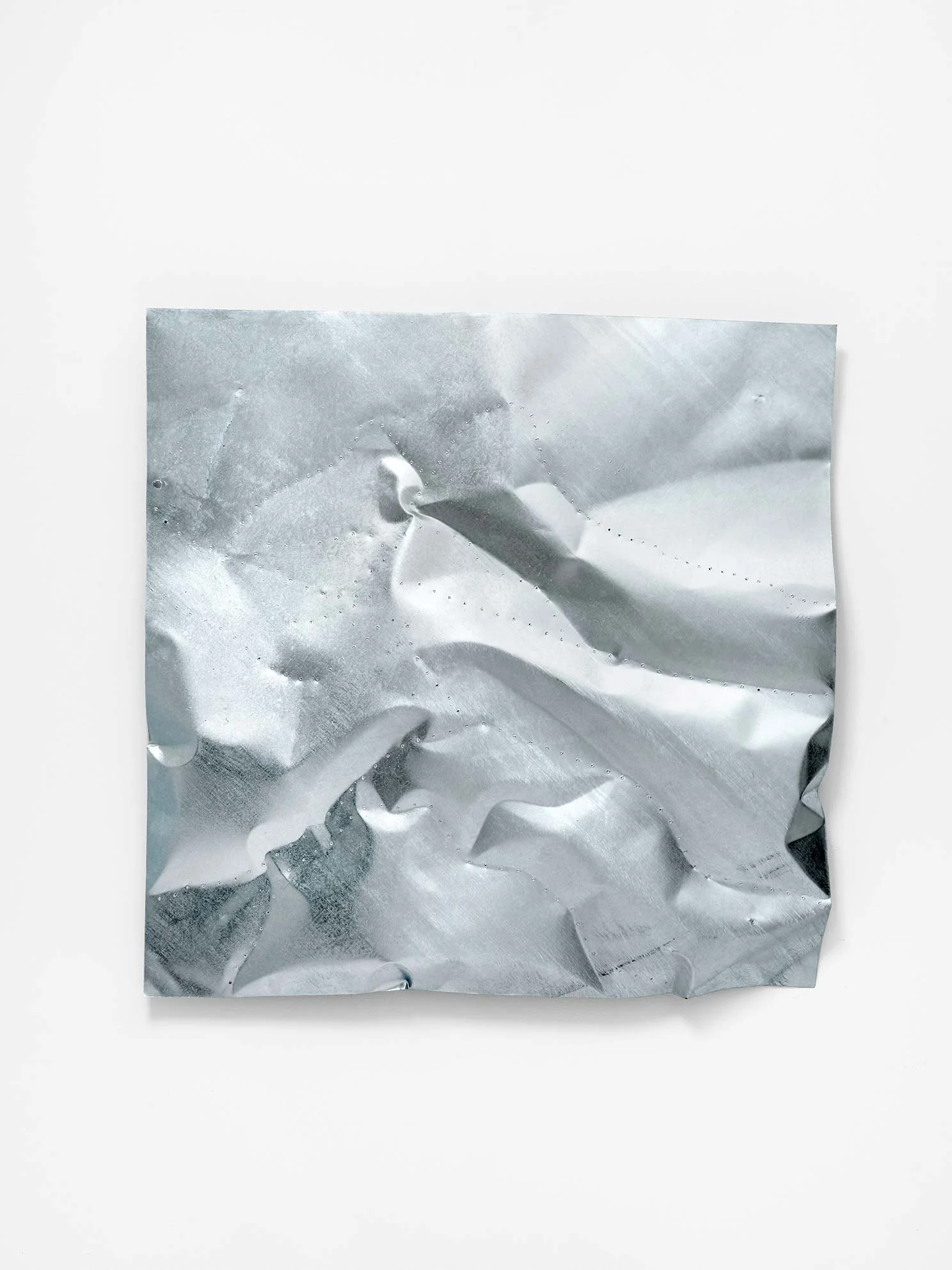 Stefan Knauf, Der Watzmann, 2022 Inflated steel, hot dip galvanized, 125 x 125 cm