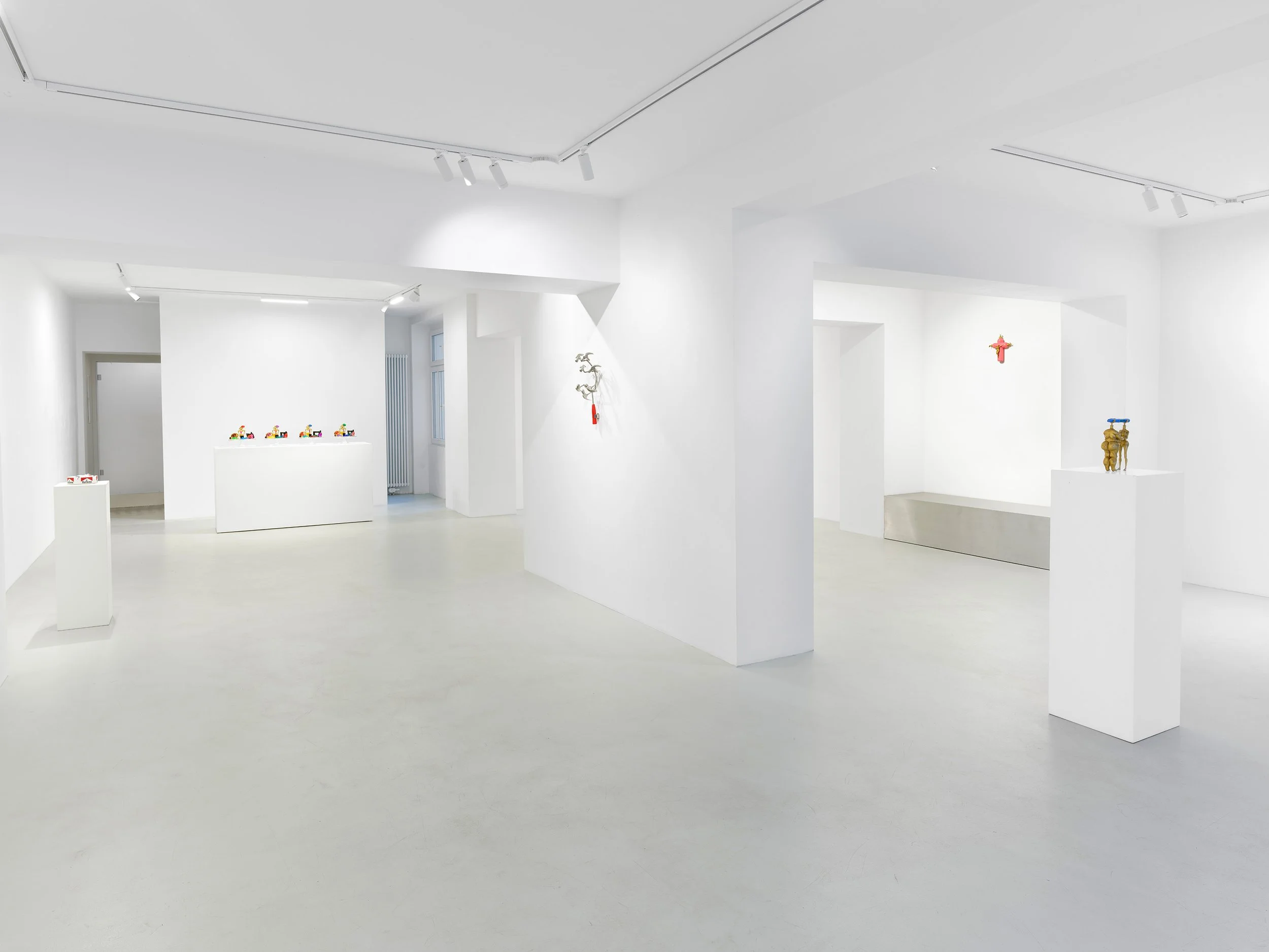 Ivana Vladislava, Inner Beauty is for Ugly People, Installation View, Robert Grunenberg, Berlin, 2026