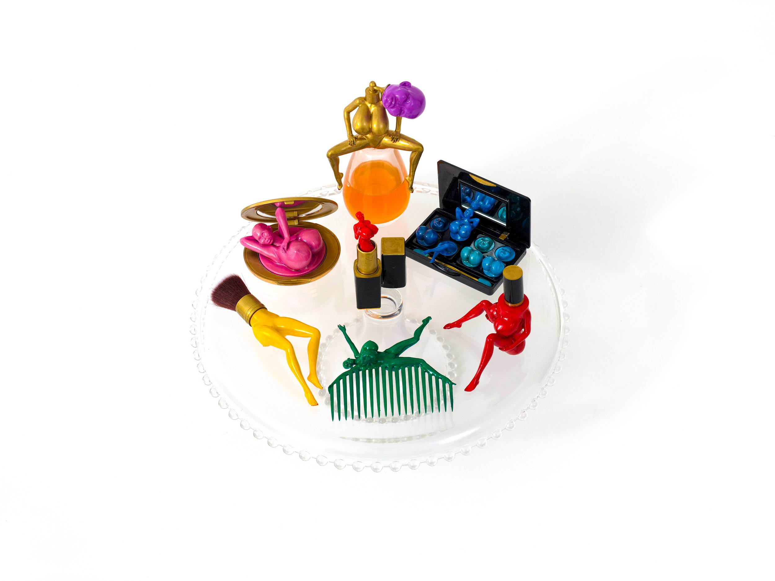 Kauf Dich Schön I, 2026, Resin, plastic, glass, acrylic, 24k liquid gold finish, 26 x 30 x 30 cm, 10 ¼ × 11 ⅞ × 11 ⅞ in