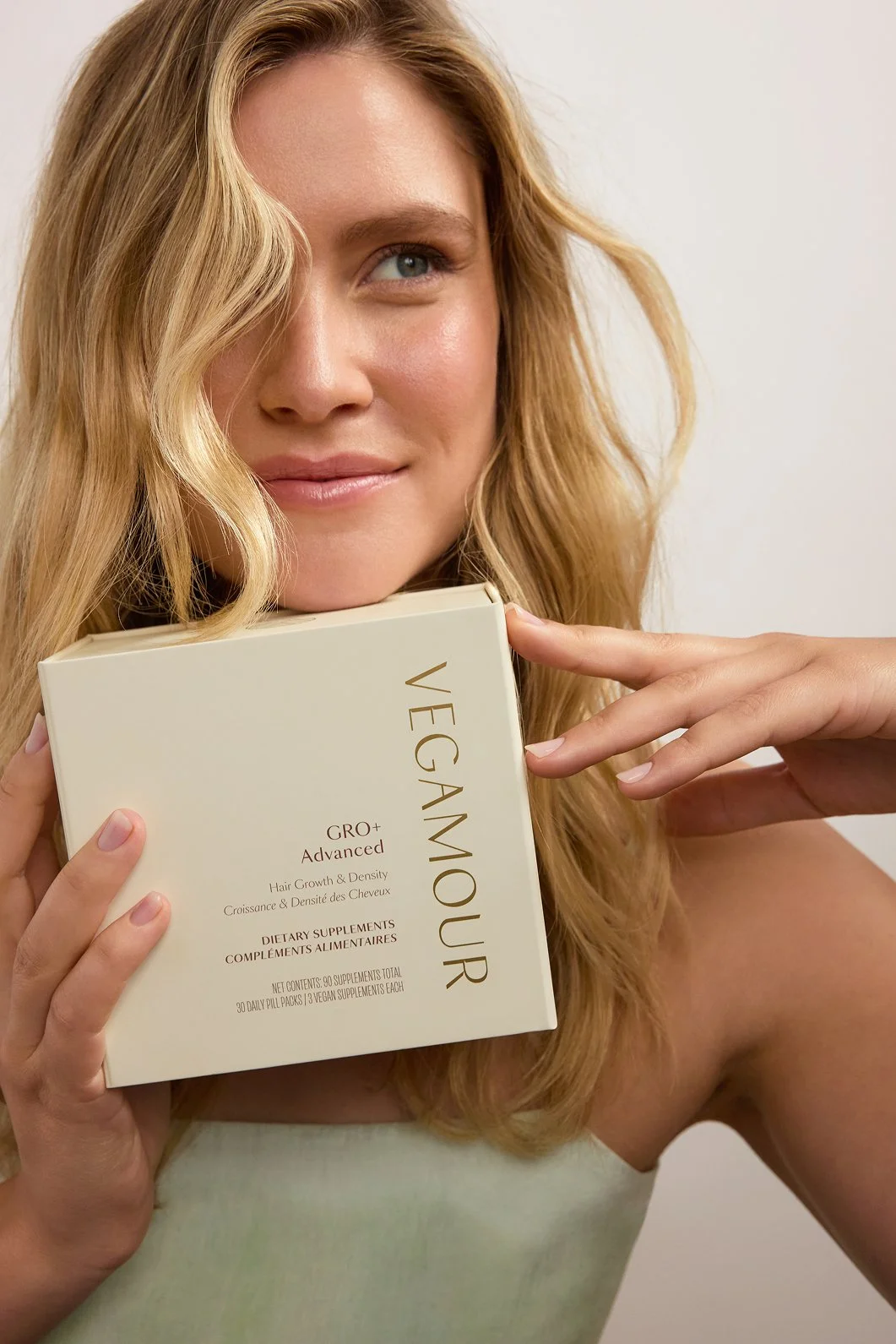 SHOT_02_ELLE_SUPPLEMENTS_PACKAGING_MITTON_0305.jpg