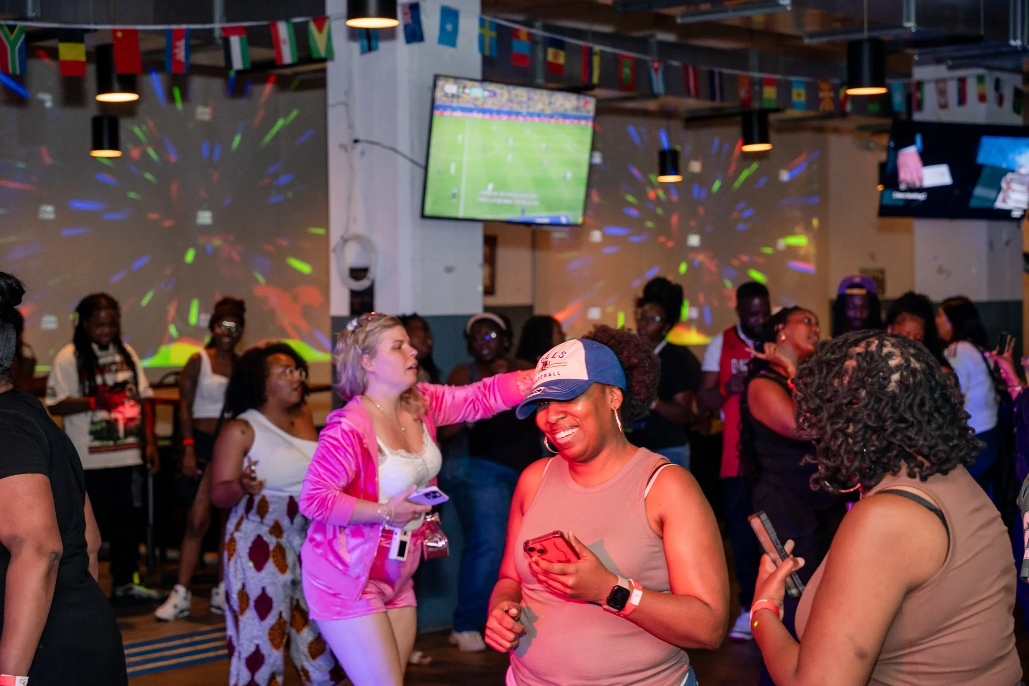 Loveintheclubws-8.jpg