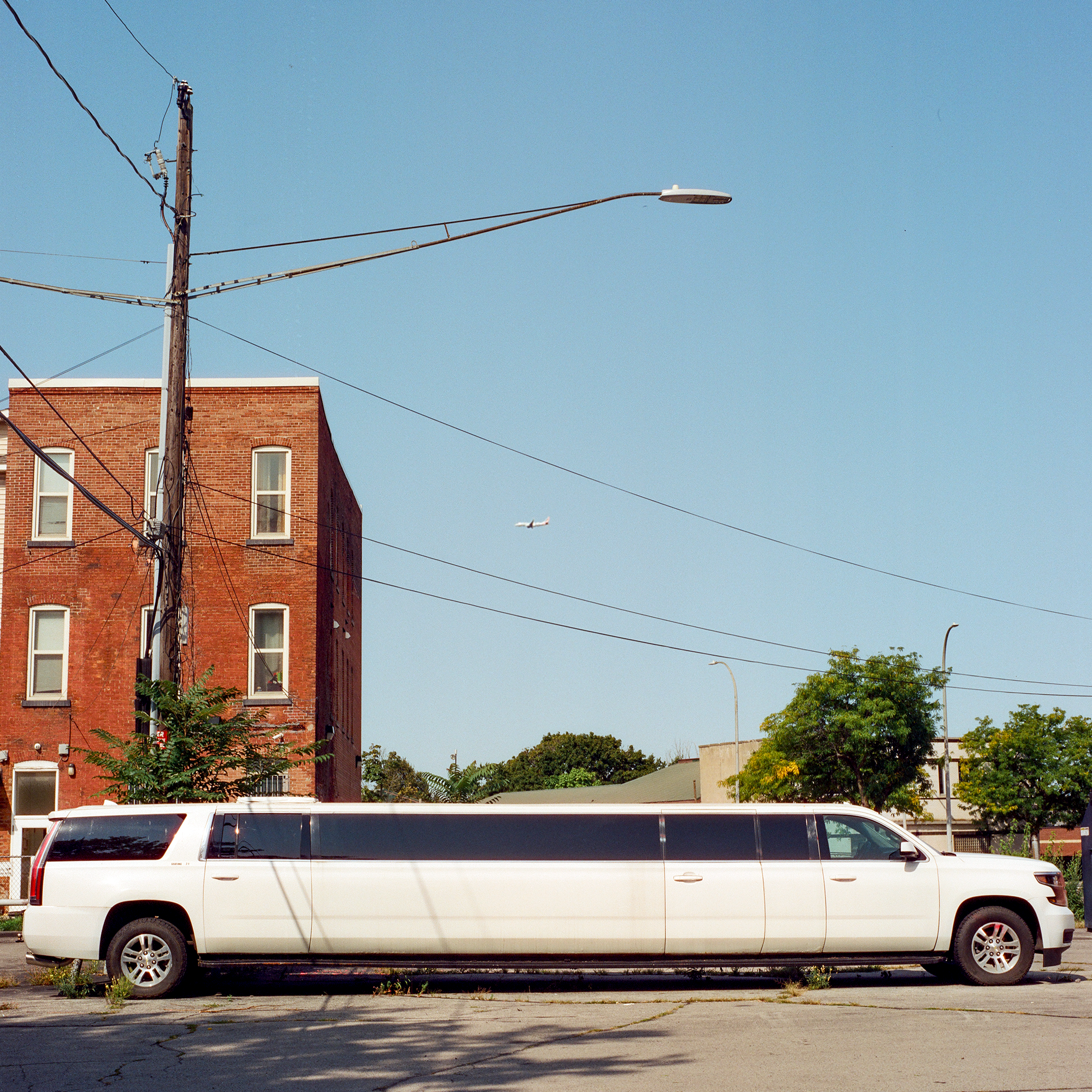SUV Limo.png