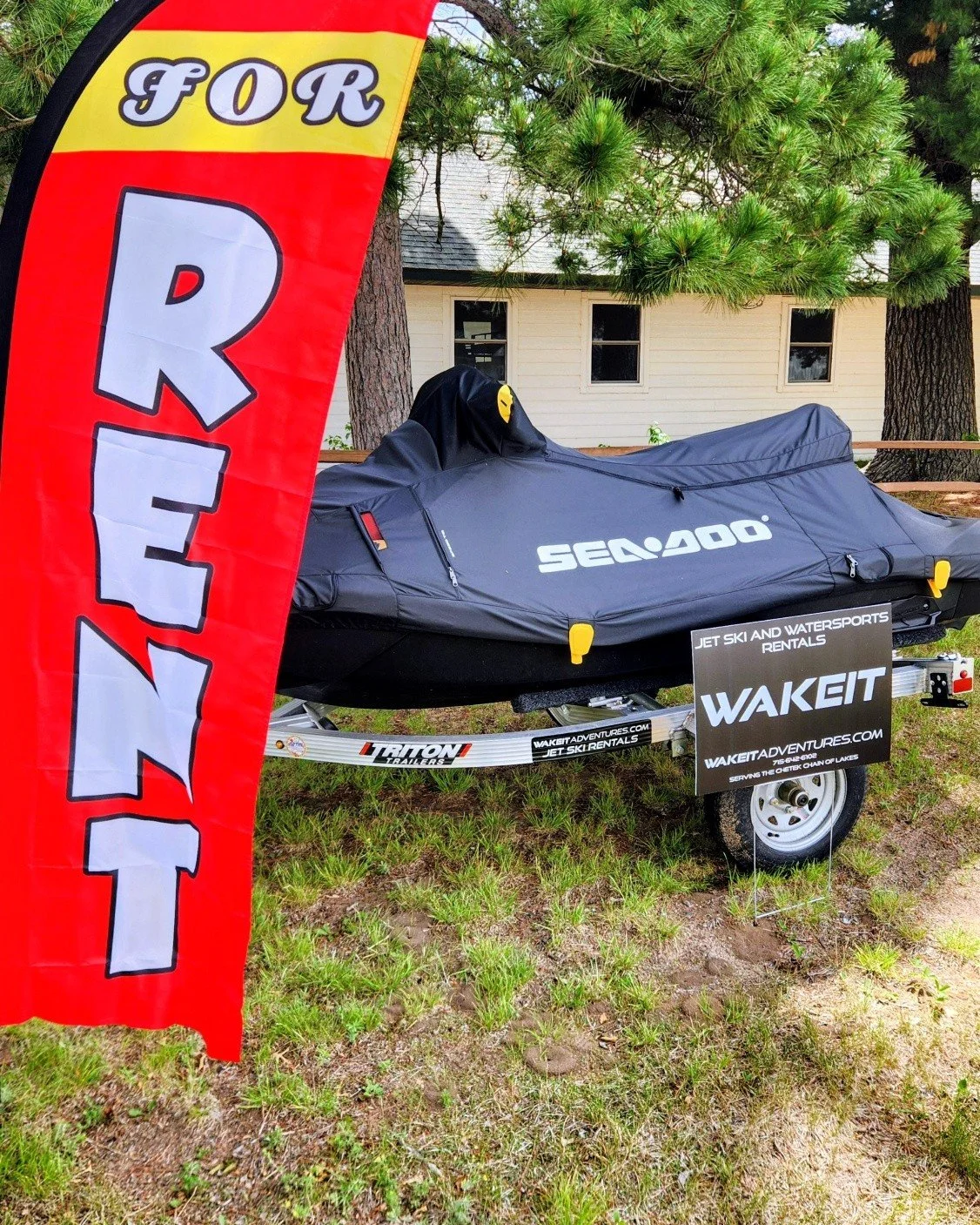 Happy Father's Day! Do you think your dad really wants another tie? How about a few hours on a jetski? Tough choice