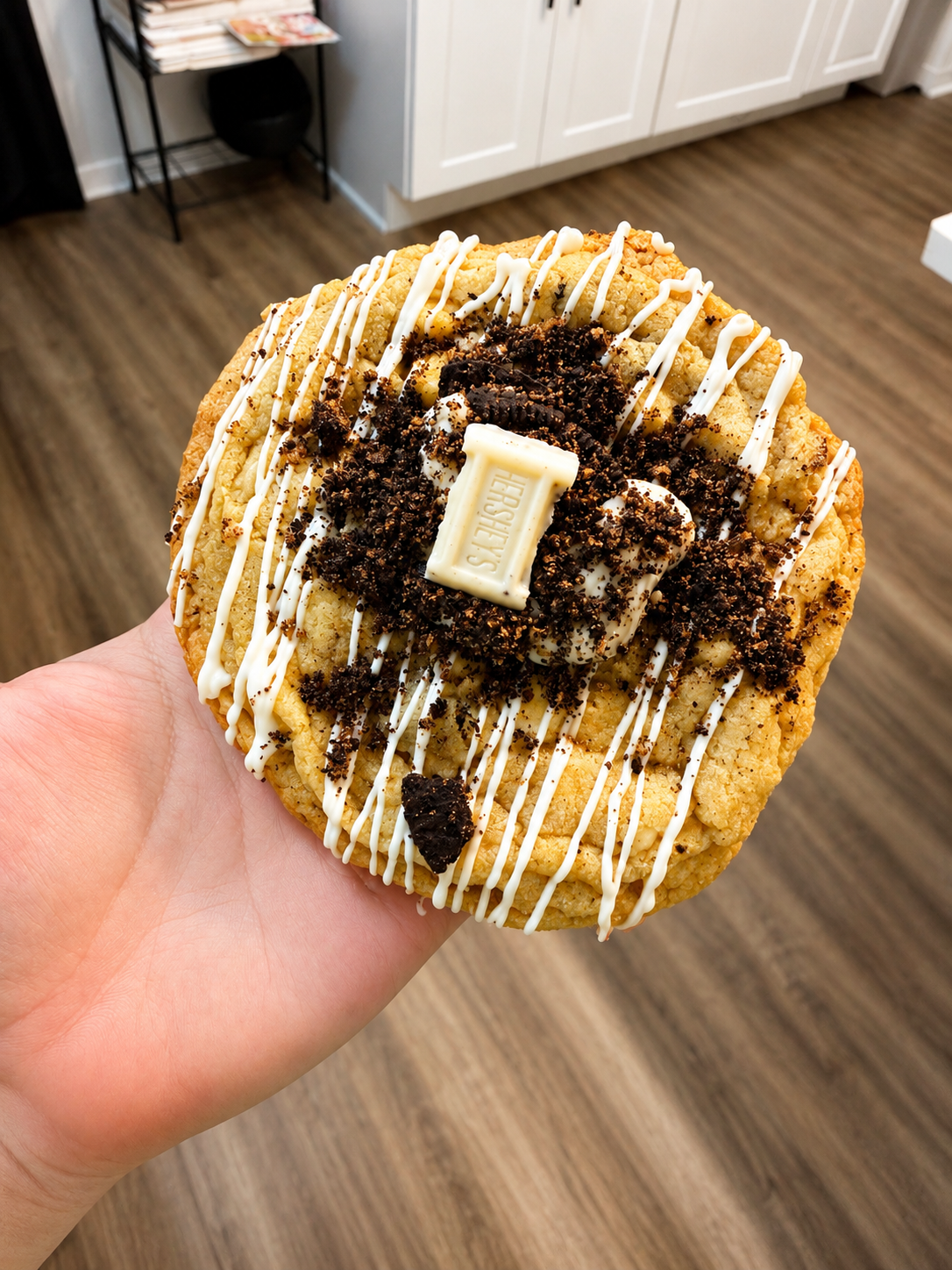 Cookies and Cream Cookie