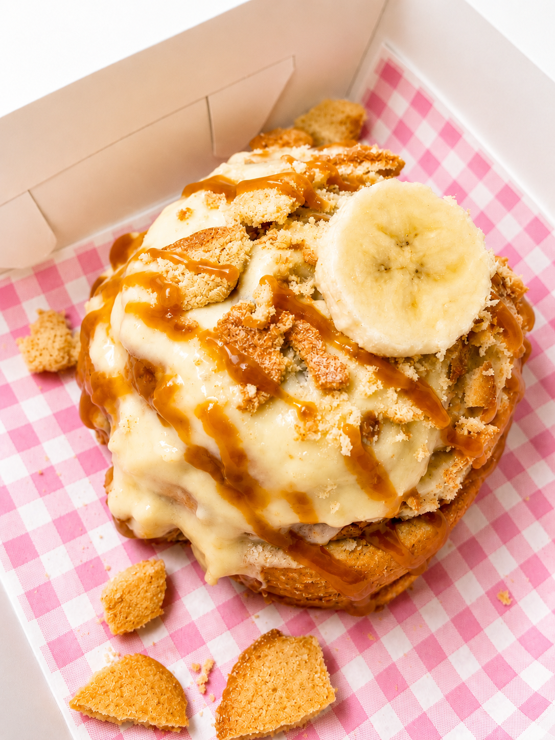 Banana Pudding Cinnamon Roll