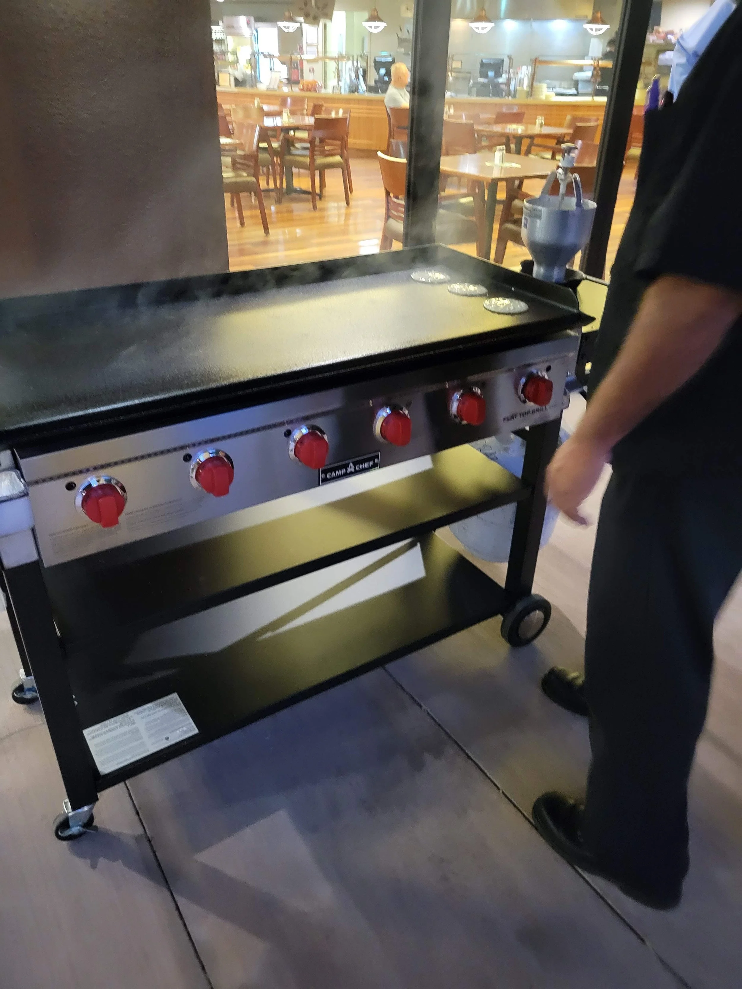 Commercial flat top griddle rental on a wheeled cart for parties, catering and events in Phoenix, Arizona