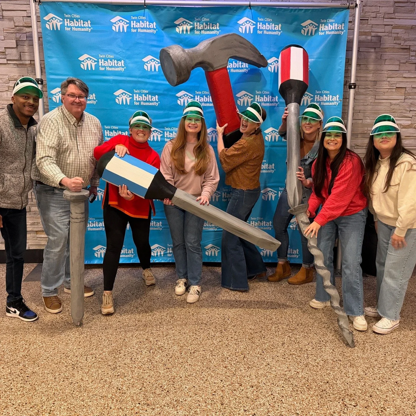 Last night was so much fun at @forsbergpropertygroup's annual bingo night! While none of us walked away with a win, it was such a great time supporting @tchabitat and all the amazing work they do in the Twin Cities!