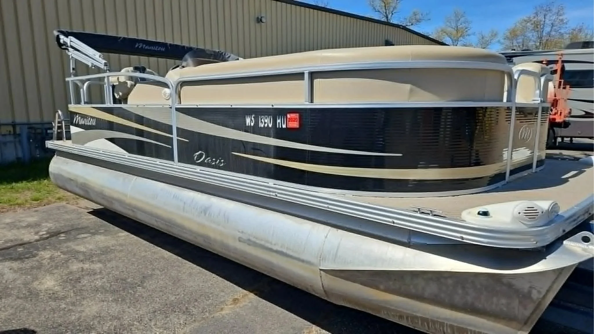 Scholl+Boat+15.jpg