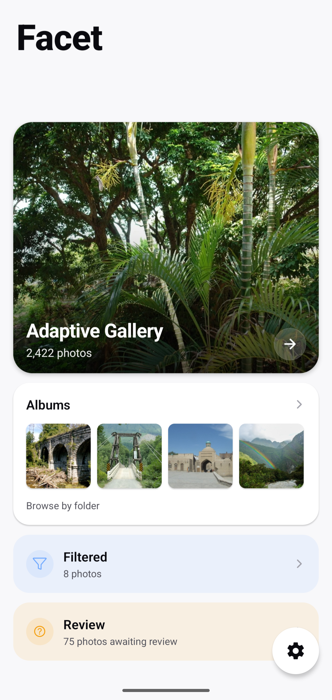Facet private photo gallery home screen on Android