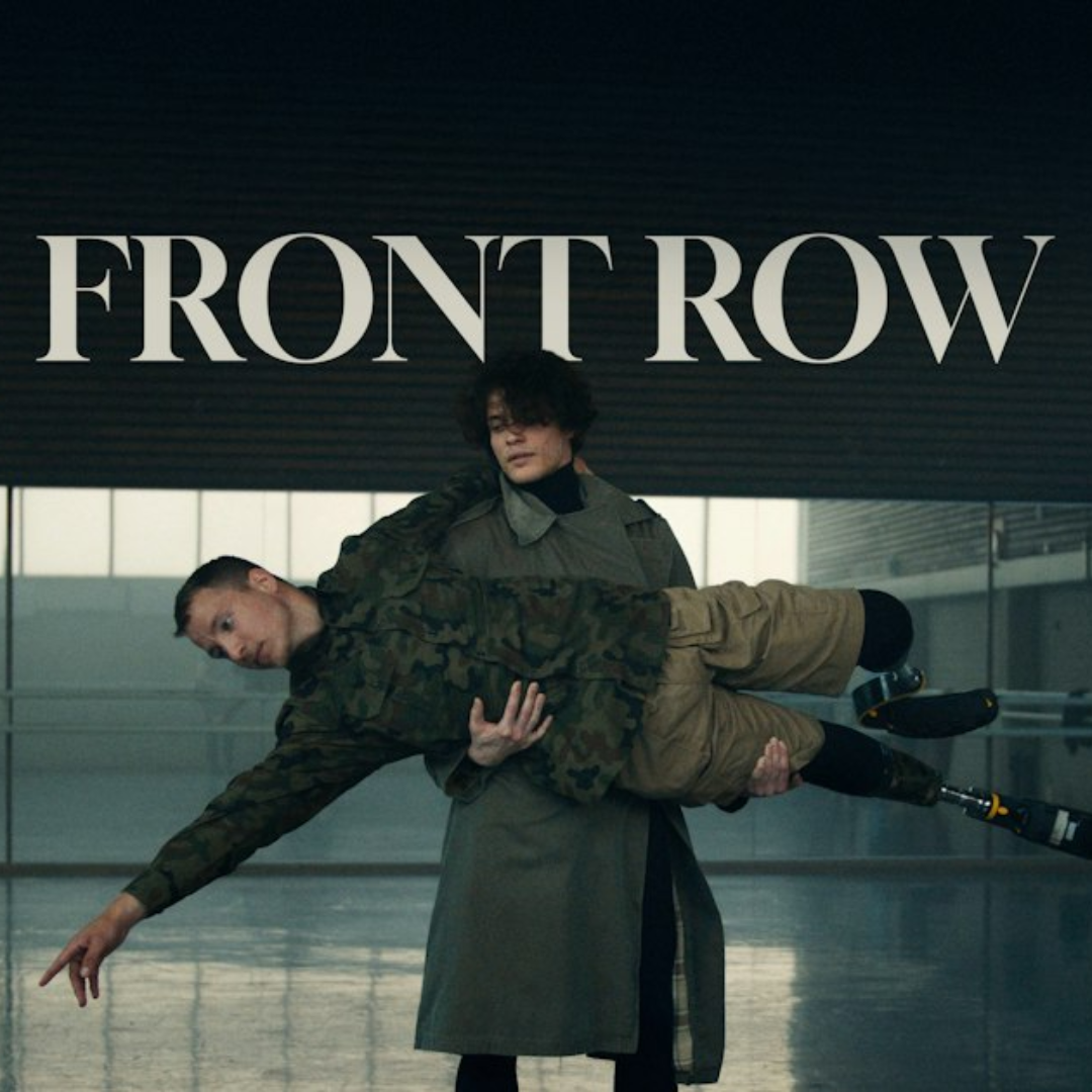 Front Row (2024)