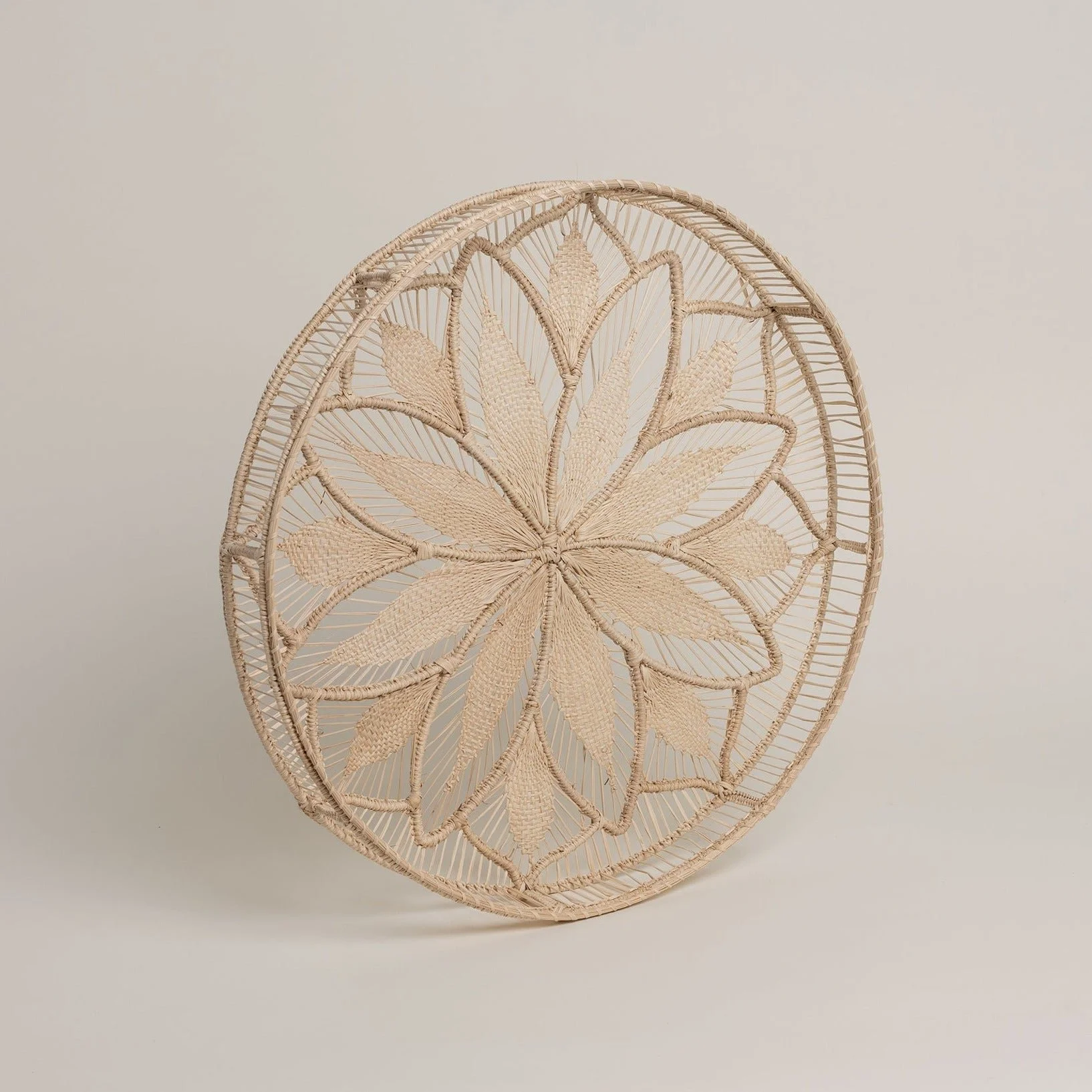 de-tierra-iraca-tray.jpg