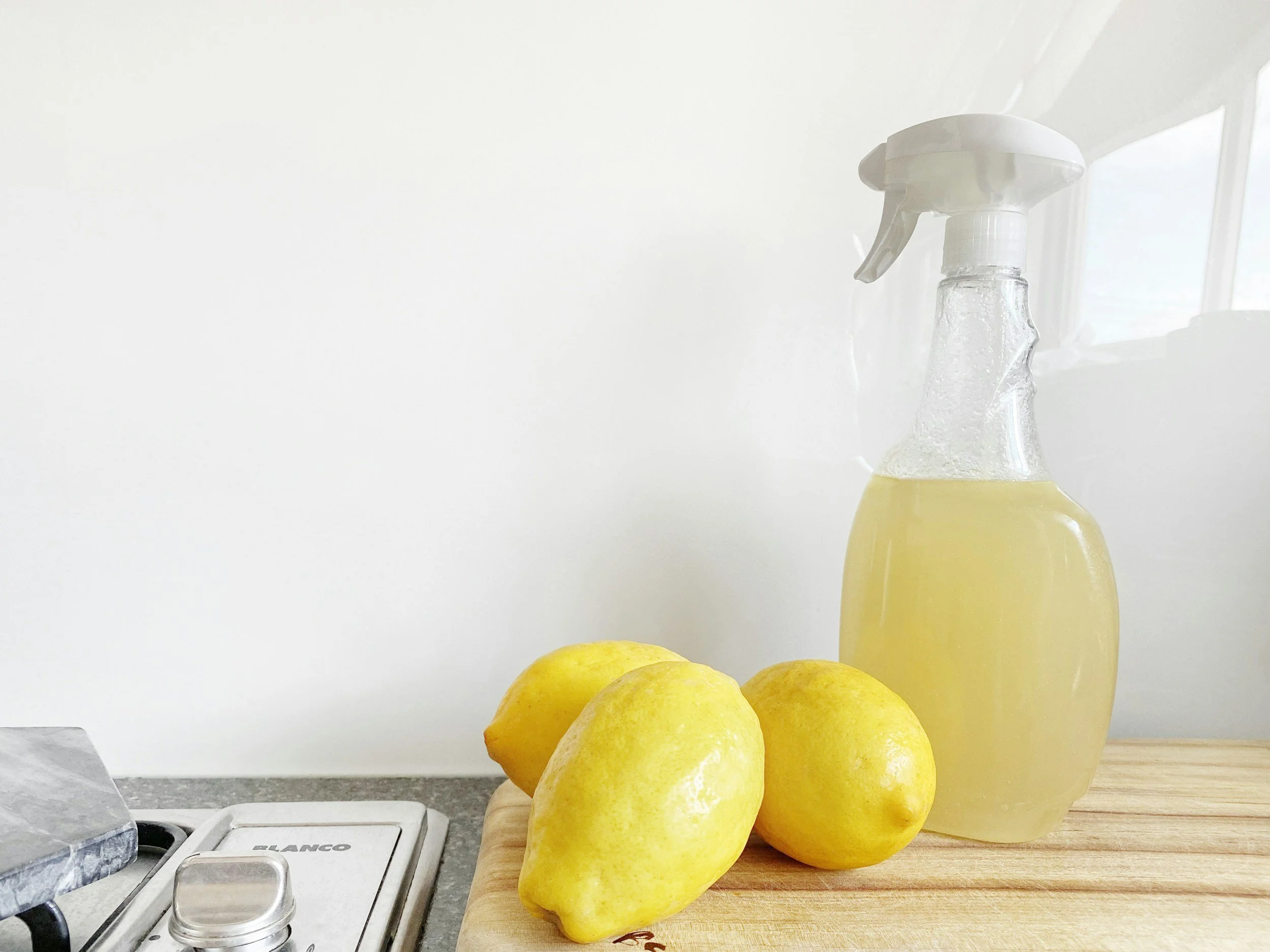 Kitchen surface cleaning service by Midwest Cleaning LLC in Green Bay, WI