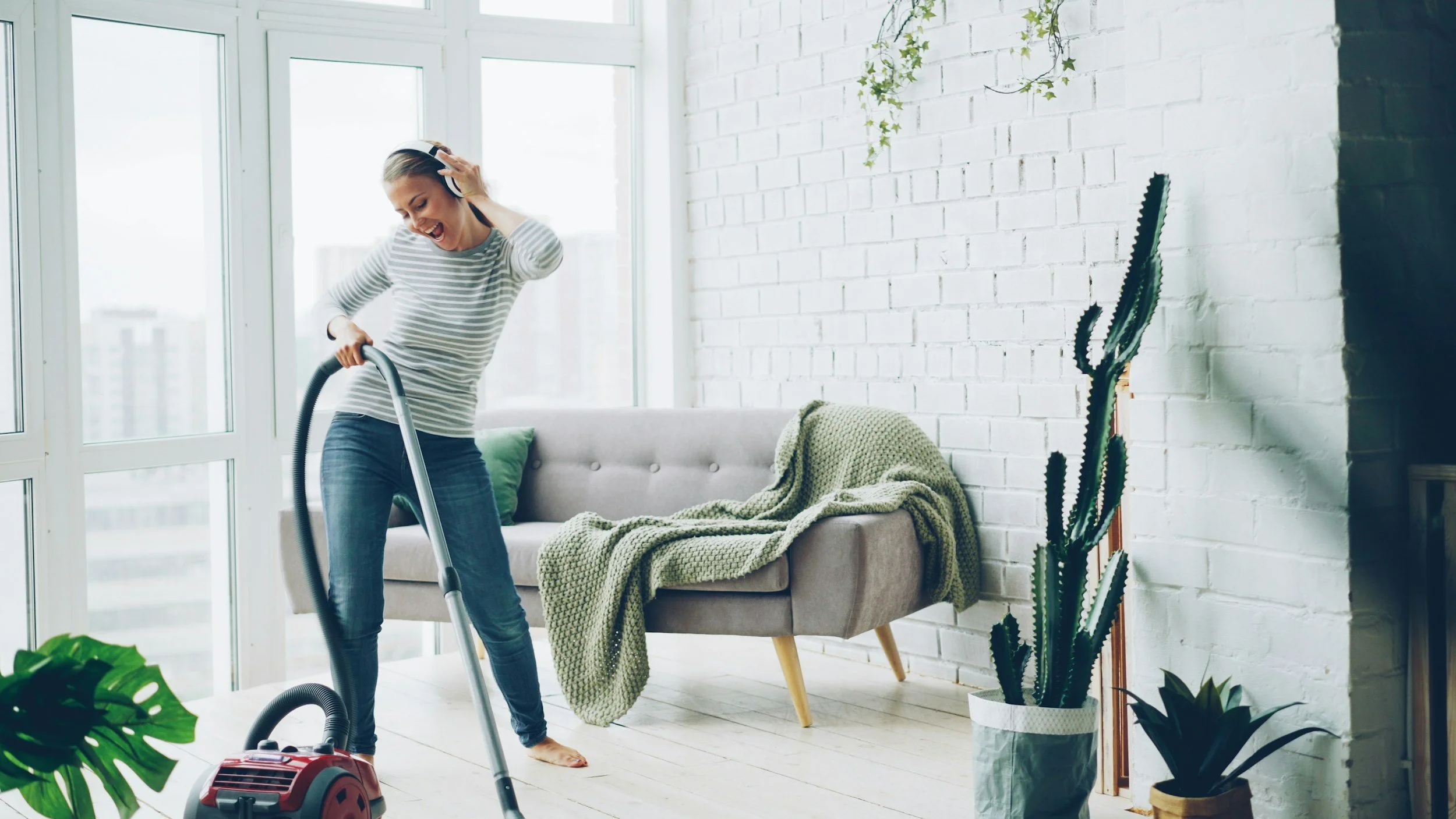 Home after a professional deep cleaning in Fon du Lac Wi