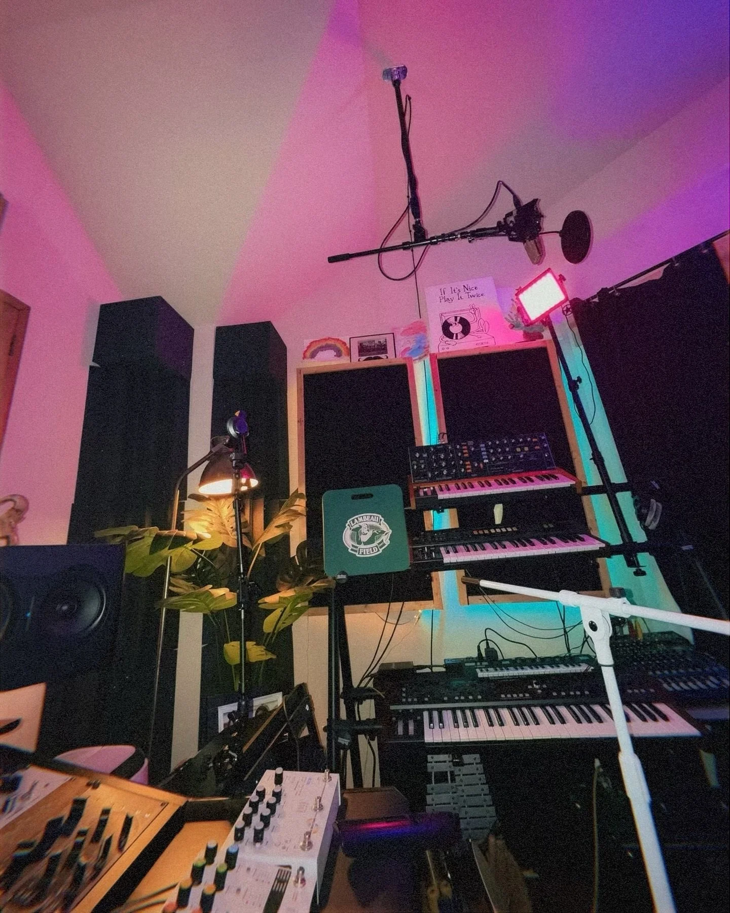 We back! Kinda lol&hellip;I&rsquo;ve been working behind the scenes. But my mental health has definitely taken a downturn over the past few months, and I&rsquo;m now taking the necessary action now to take care of myself. You should be seeing more so